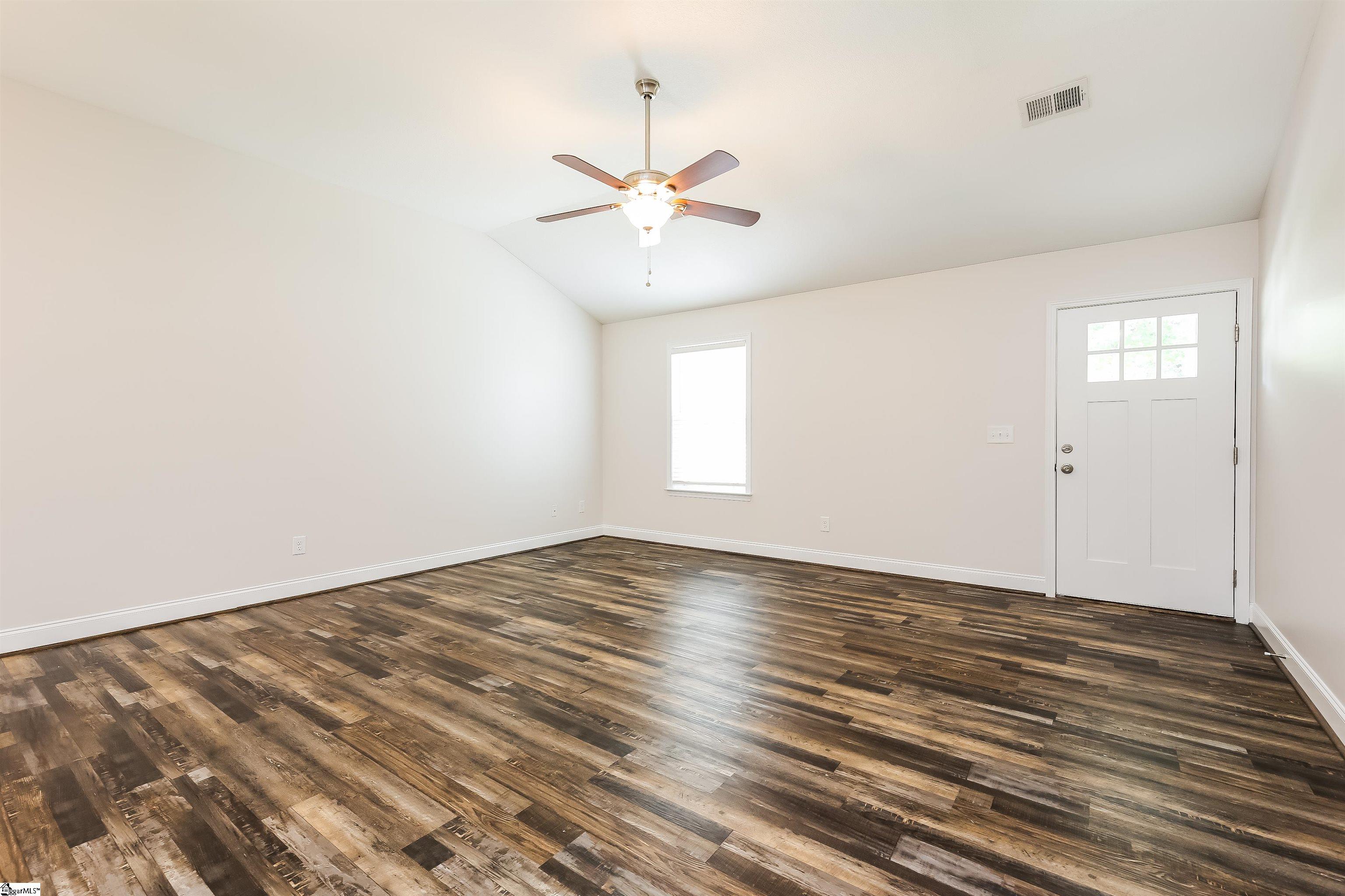 478 Kent Street Spartanburg, SC 29301