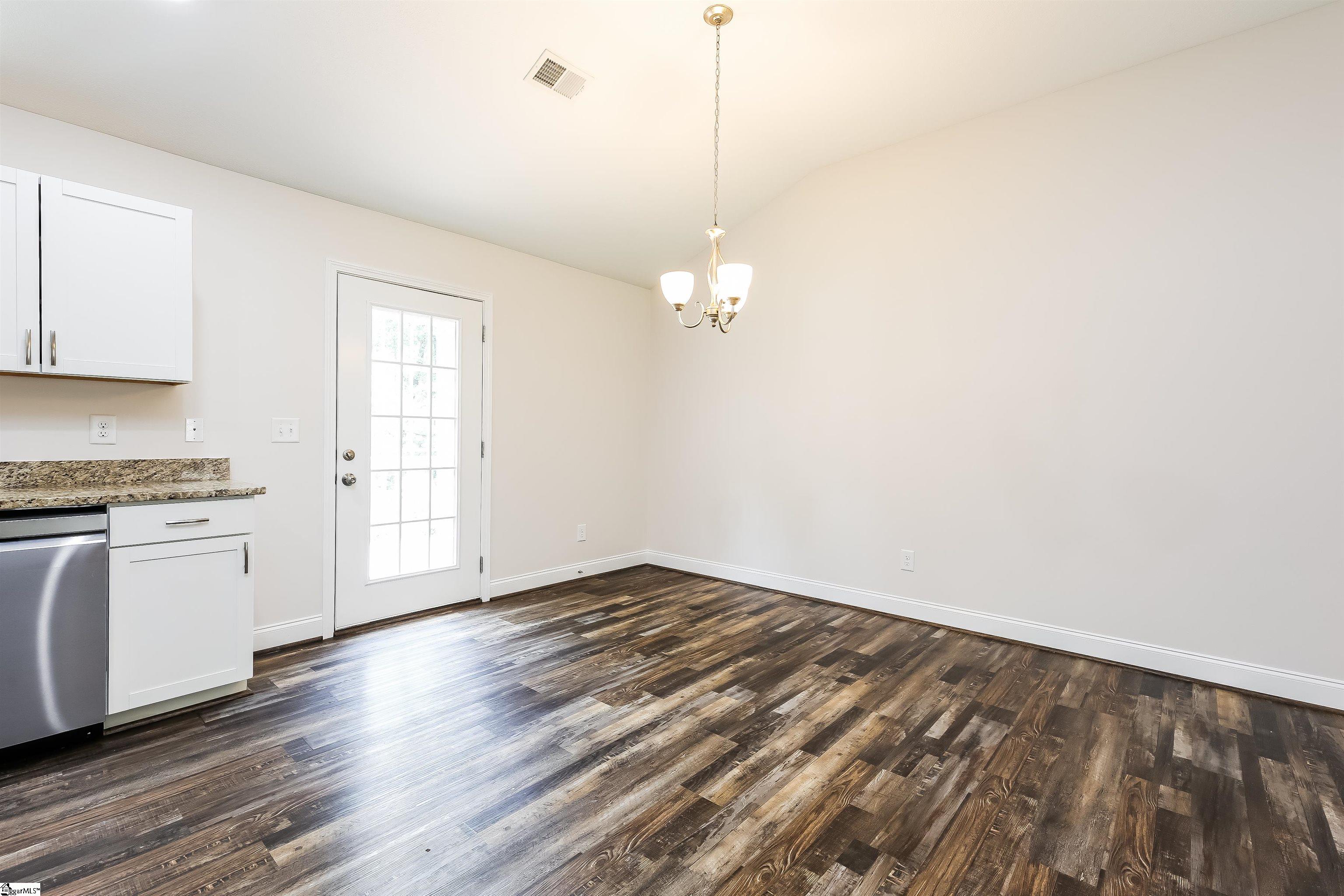 478 Kent Street Spartanburg, SC 29301