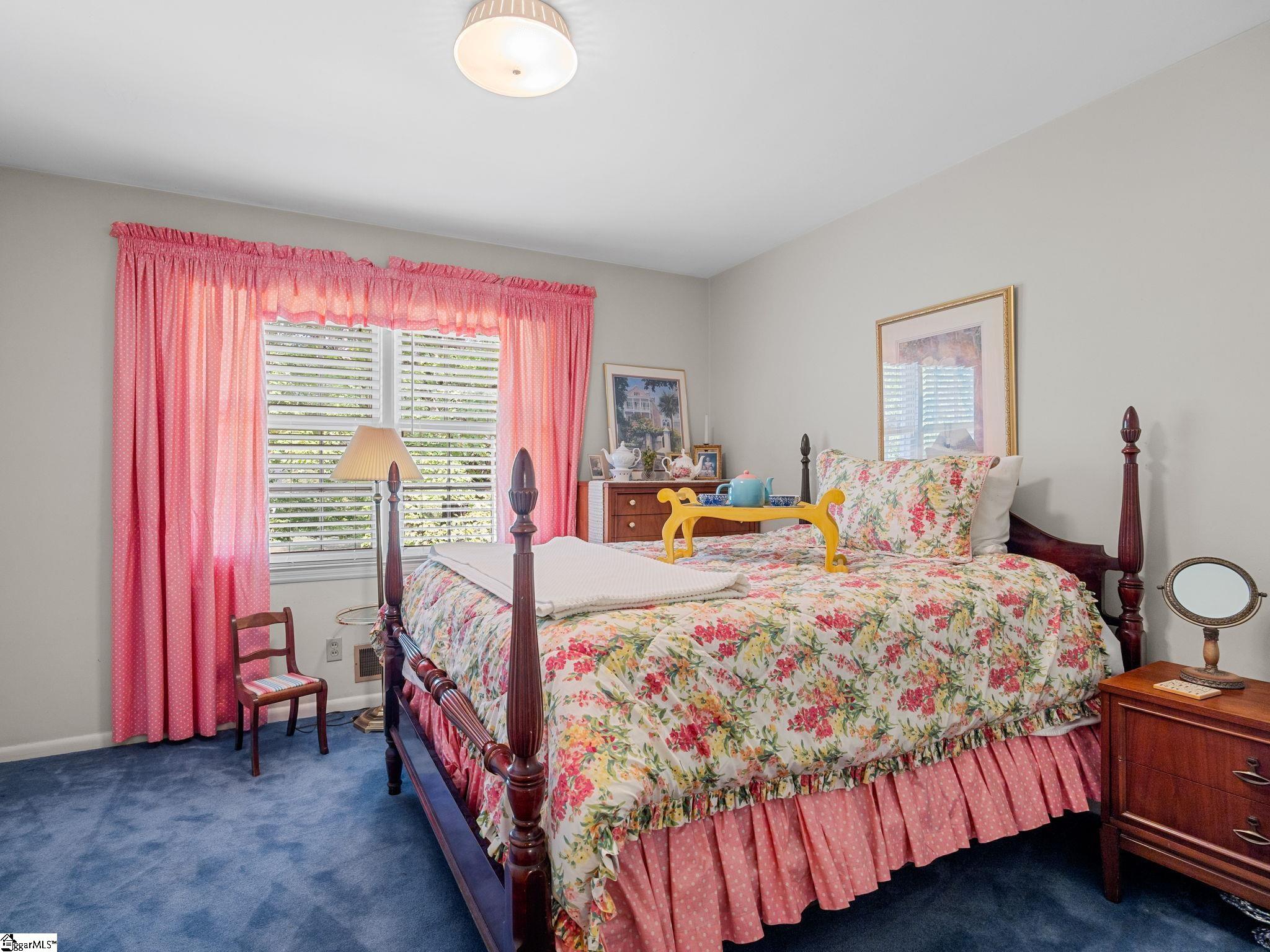 357 Lake Forest Drive Spartanburg, SC 29307