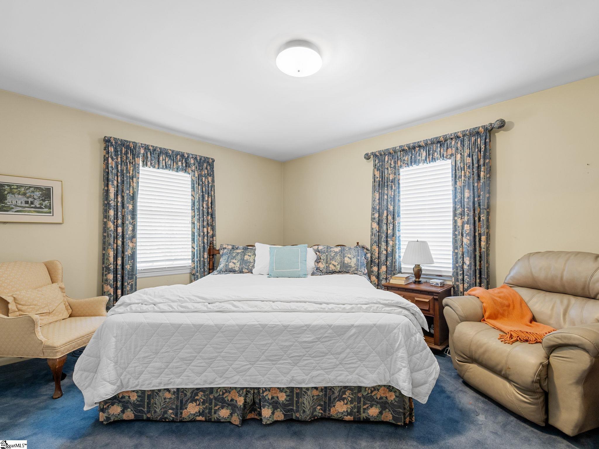 357 Lake Forest Drive Spartanburg, SC 29307