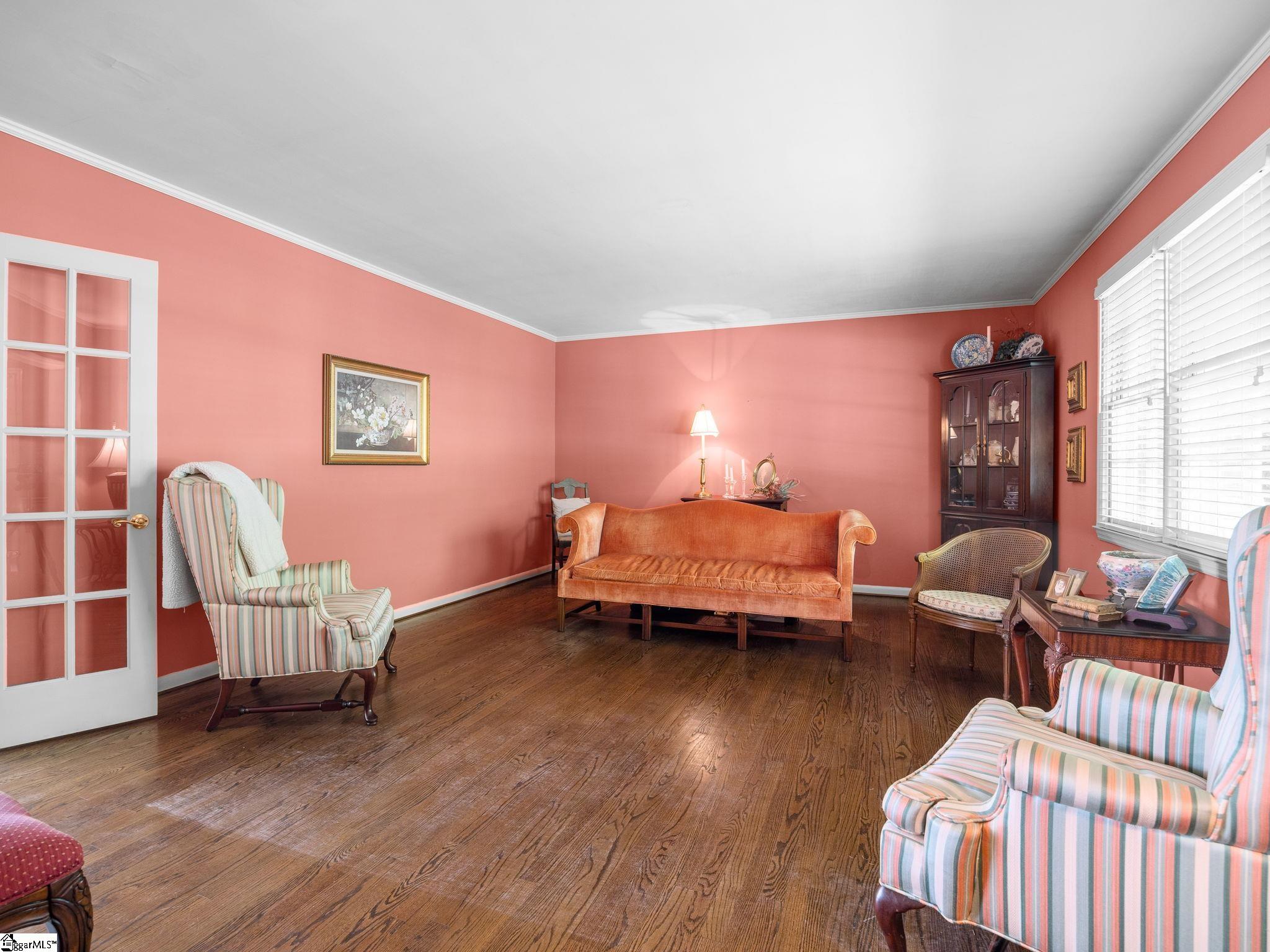 357 Lake Forest Drive Spartanburg, SC 29307