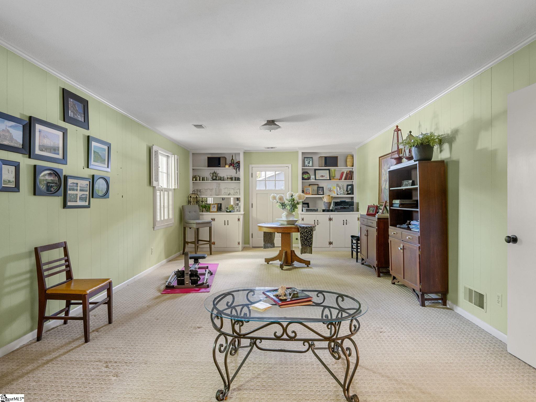 357 Lake Forest Drive Spartanburg, SC 29307