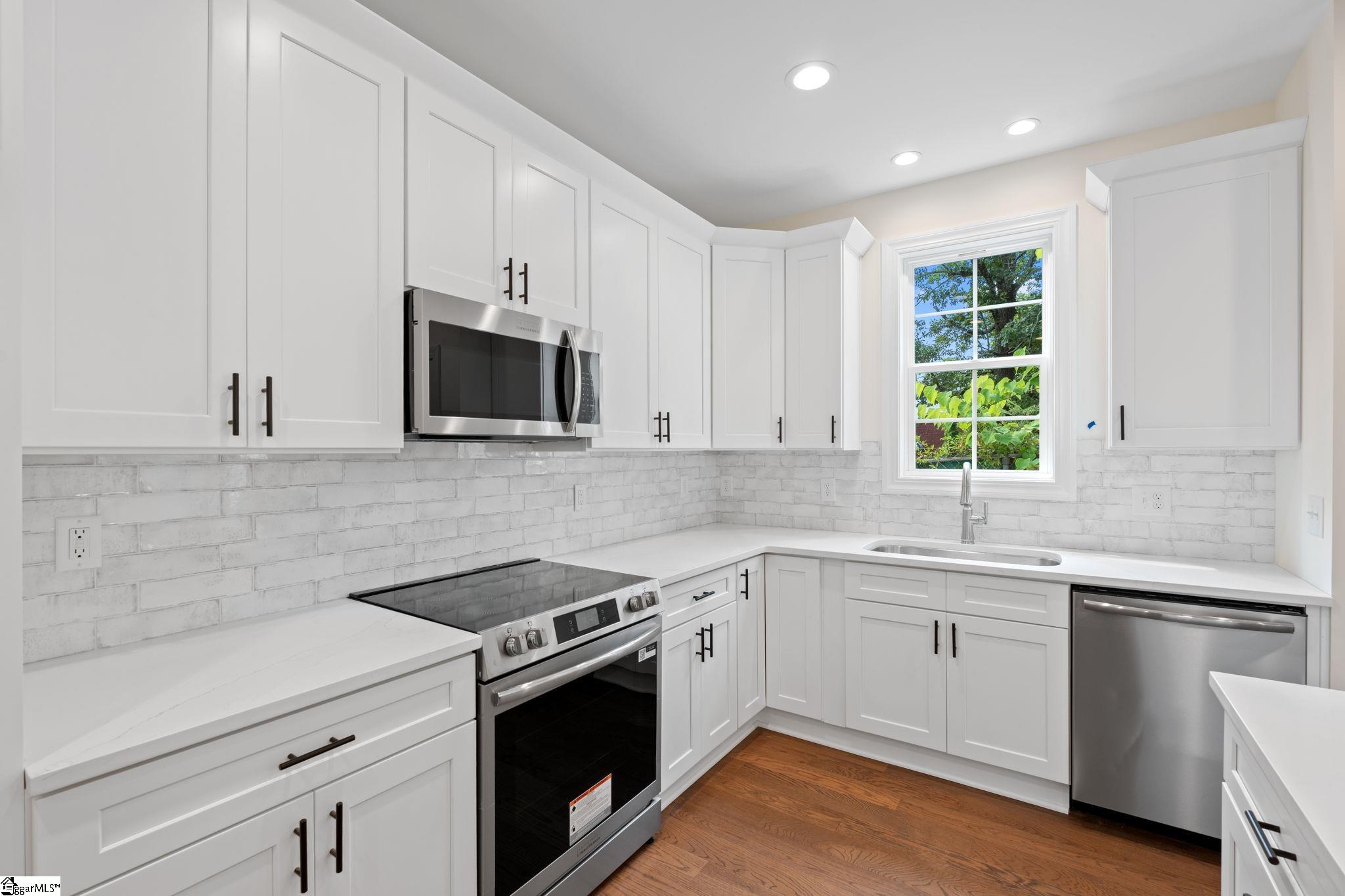 711 A N Main Street Greer, SC 29651