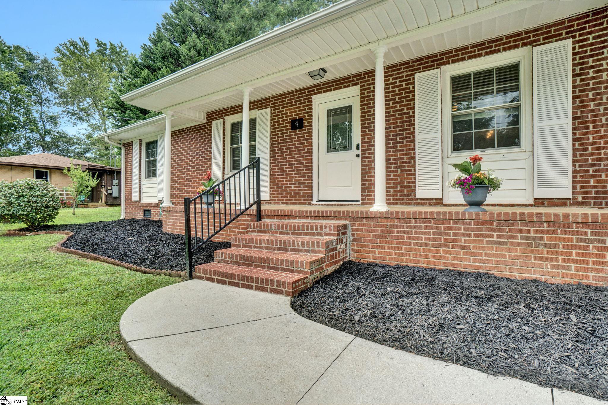 4 Elf Lane Greenville, SC 29617