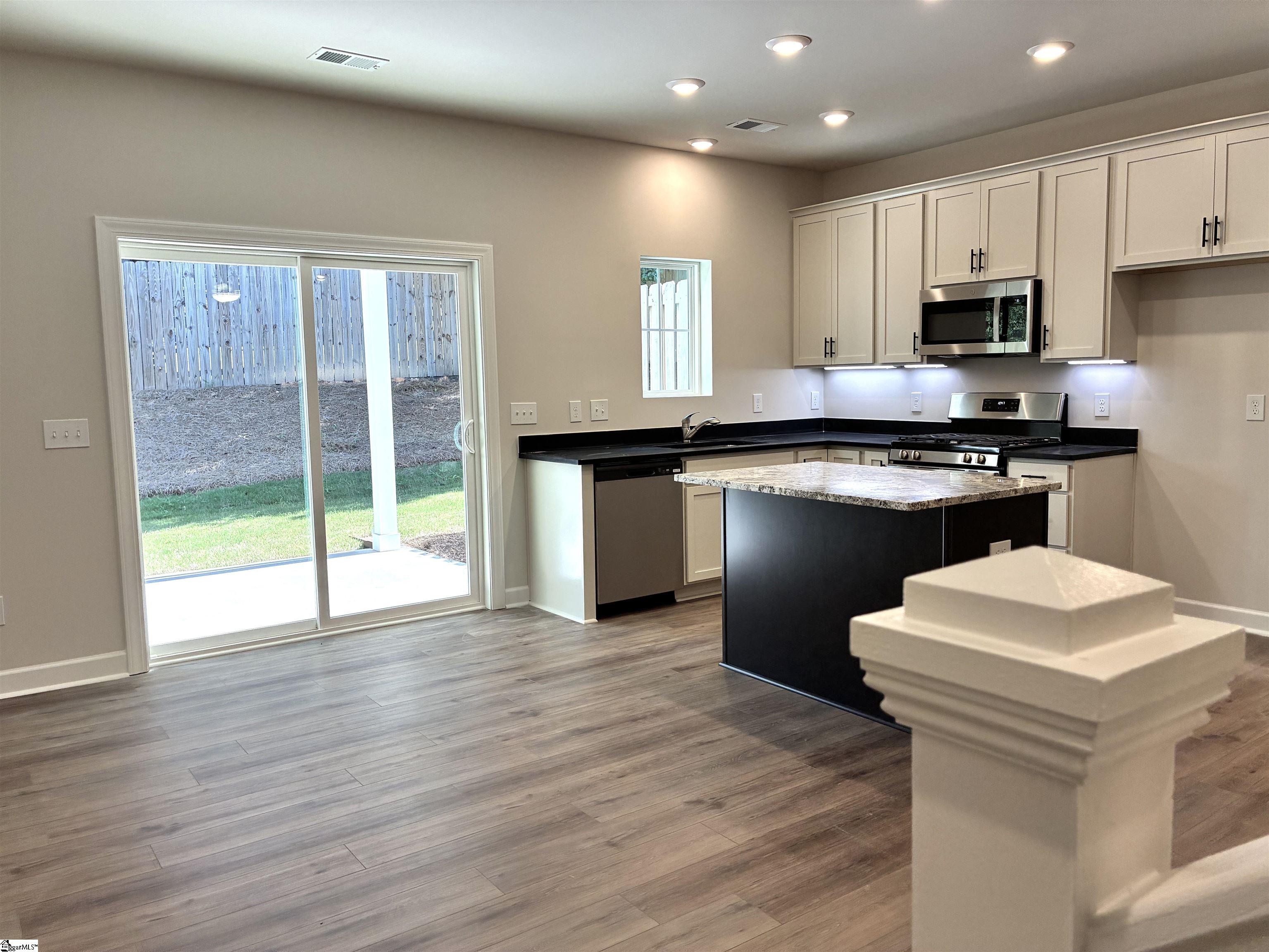 236 Taylor Woods Court Greenville, SC 29607