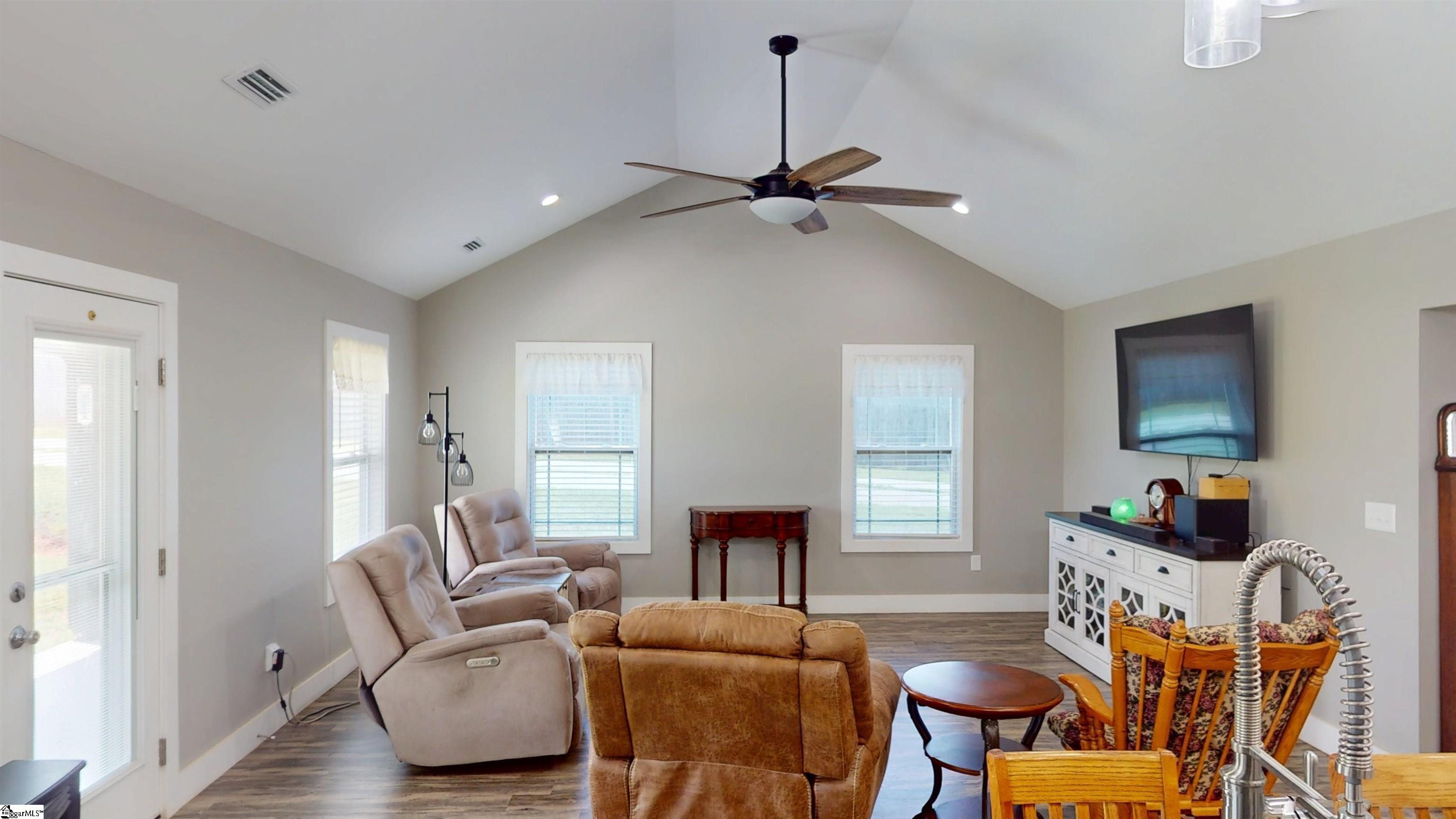 171 Aldrich Road Chesnee, SC 29323
