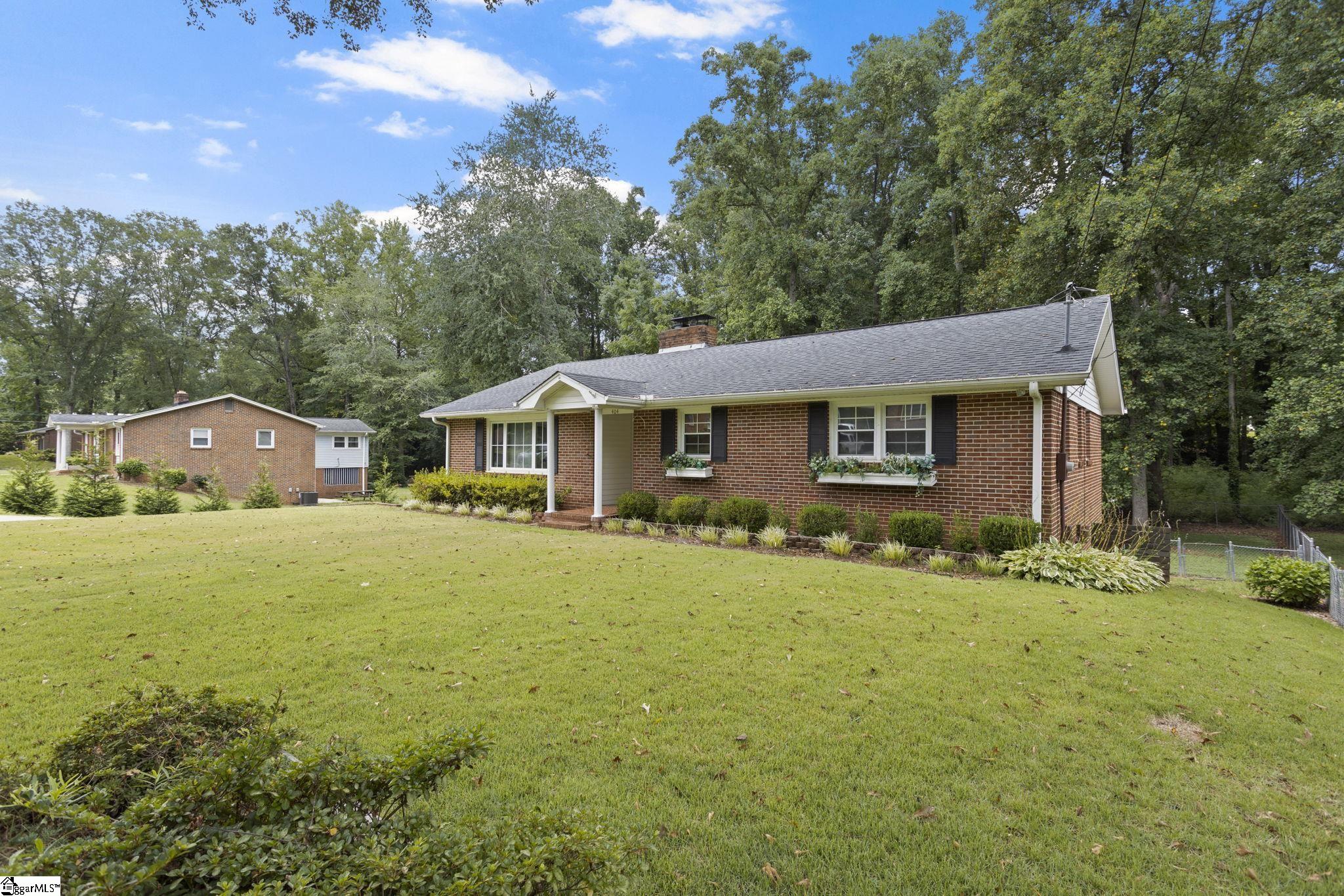 404 Stewart Drive Easley, SC 29640
