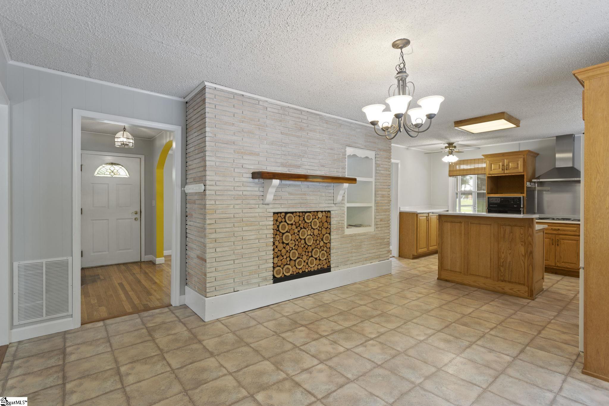404 Stewart Drive Easley, SC 29640