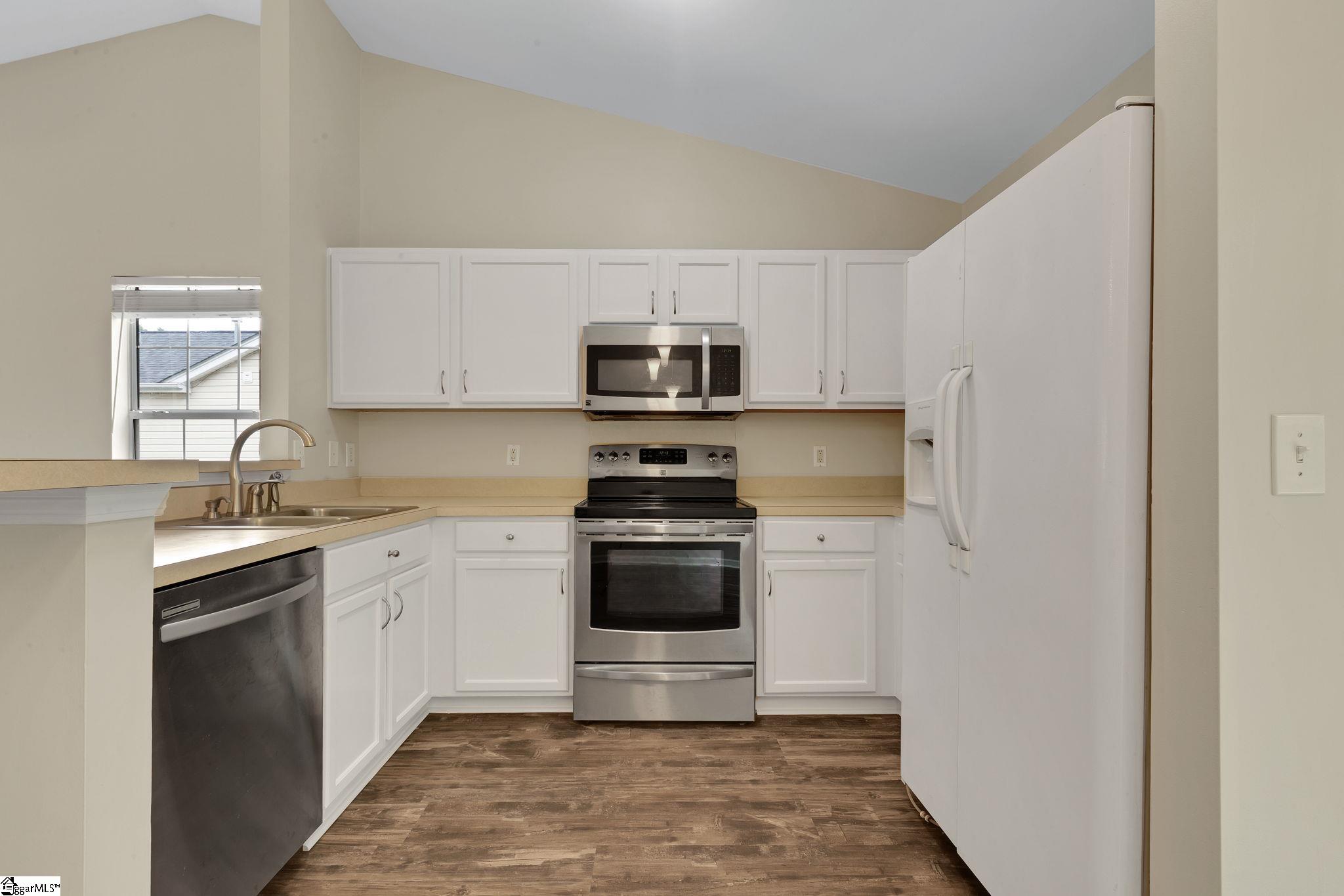 15 Hawkesbury Road Simpsonville, SC 29681