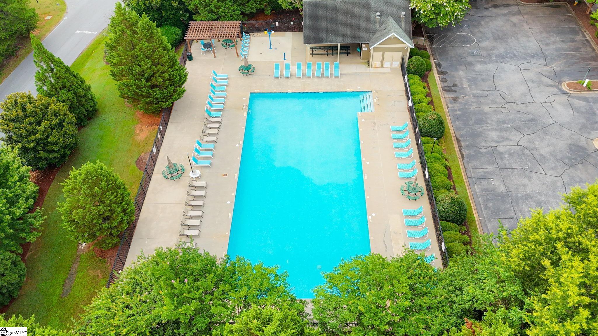 15 Hawkesbury Road Simpsonville, SC 29681