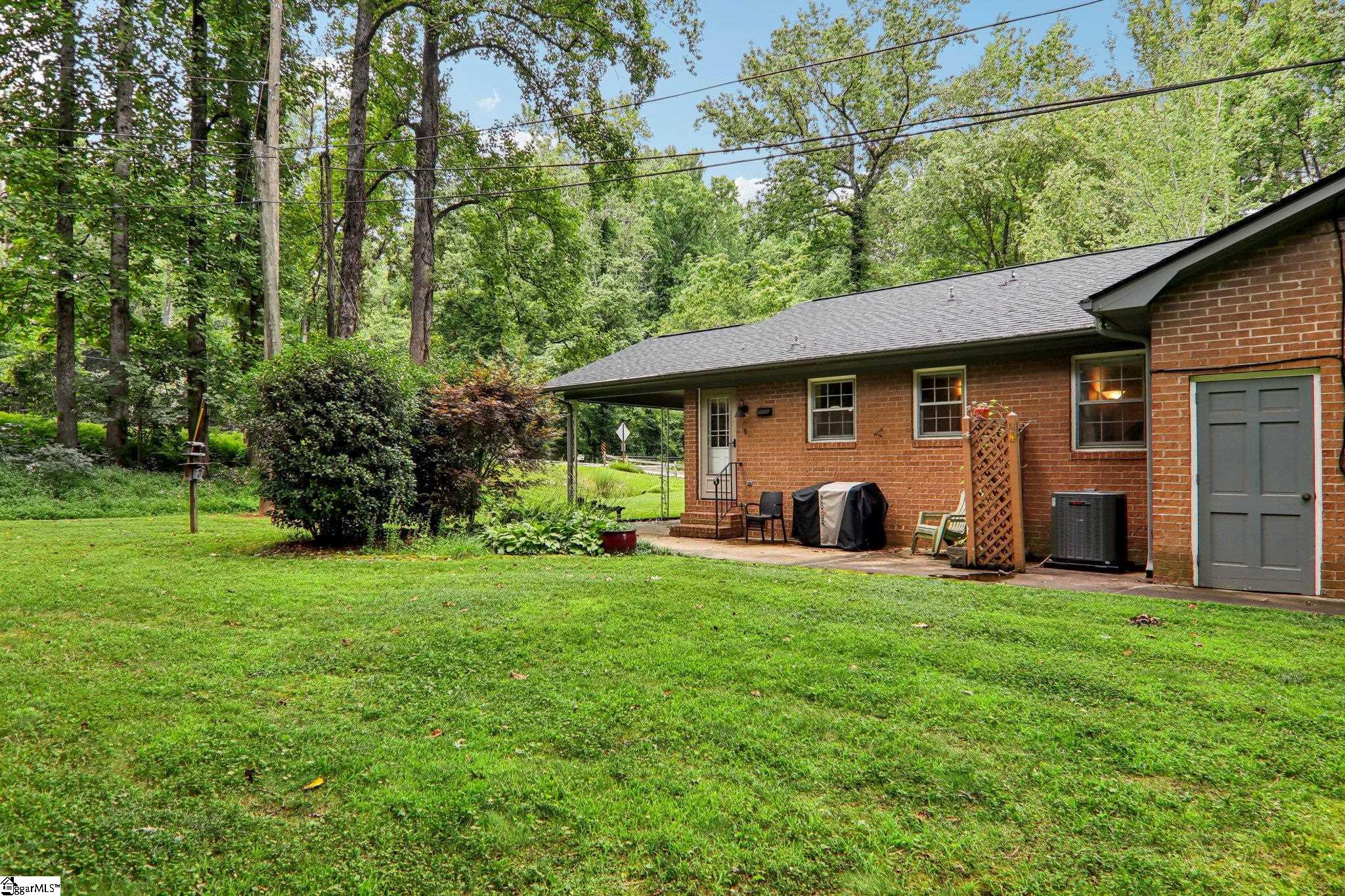1 Heritage Court Greenville, SC 29615