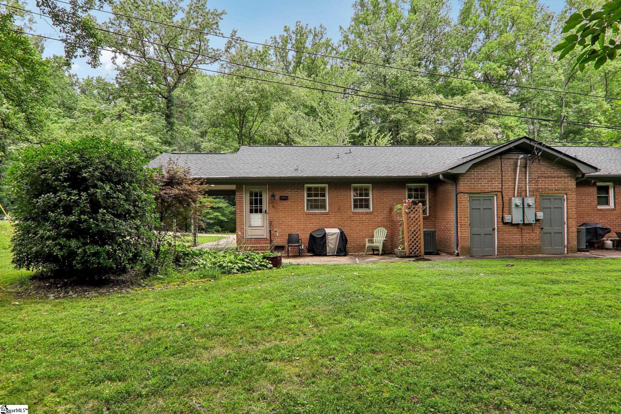 1 Heritage Court Greenville, SC 29615