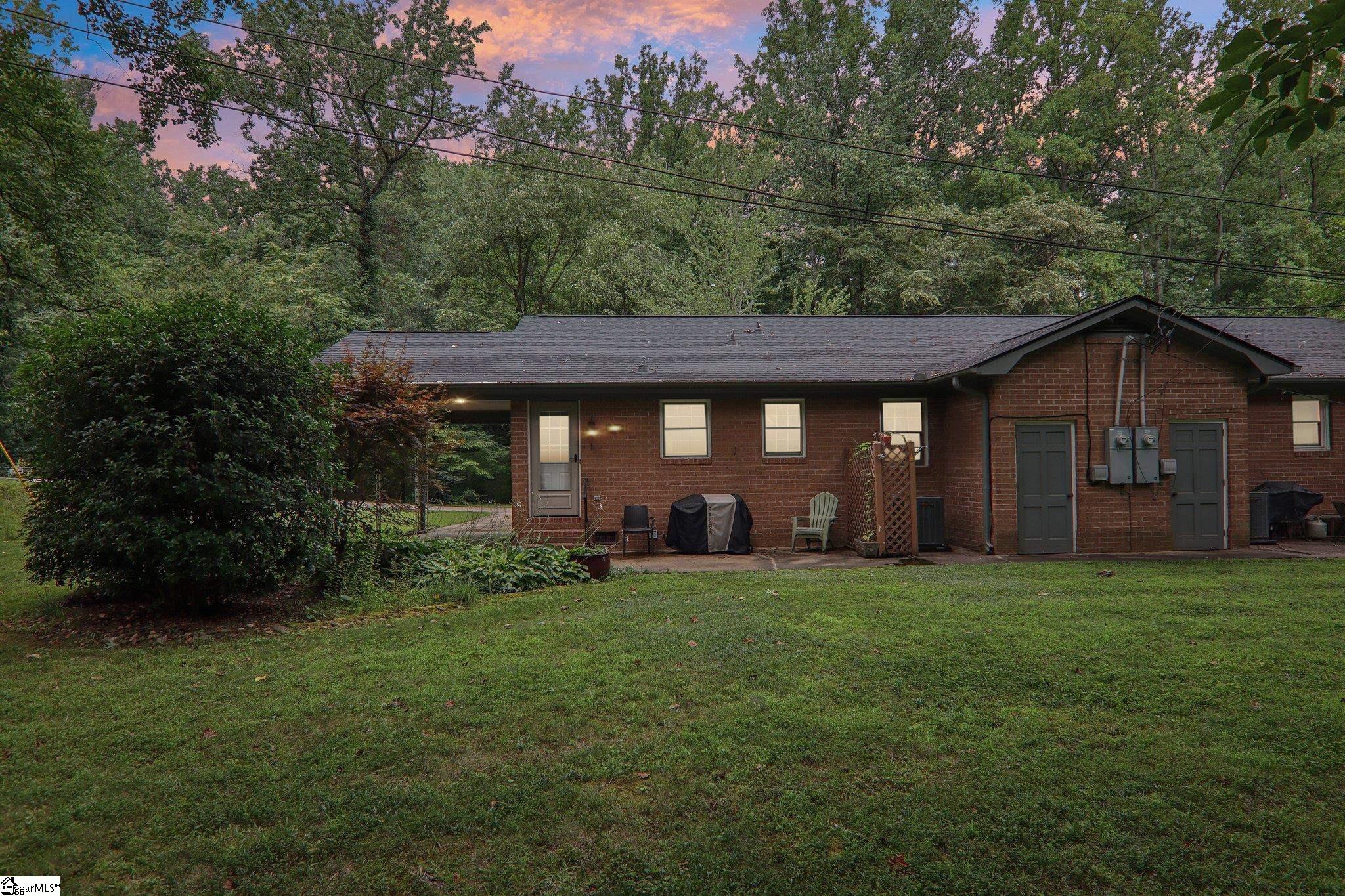 1 Heritage Court Greenville, SC 29615