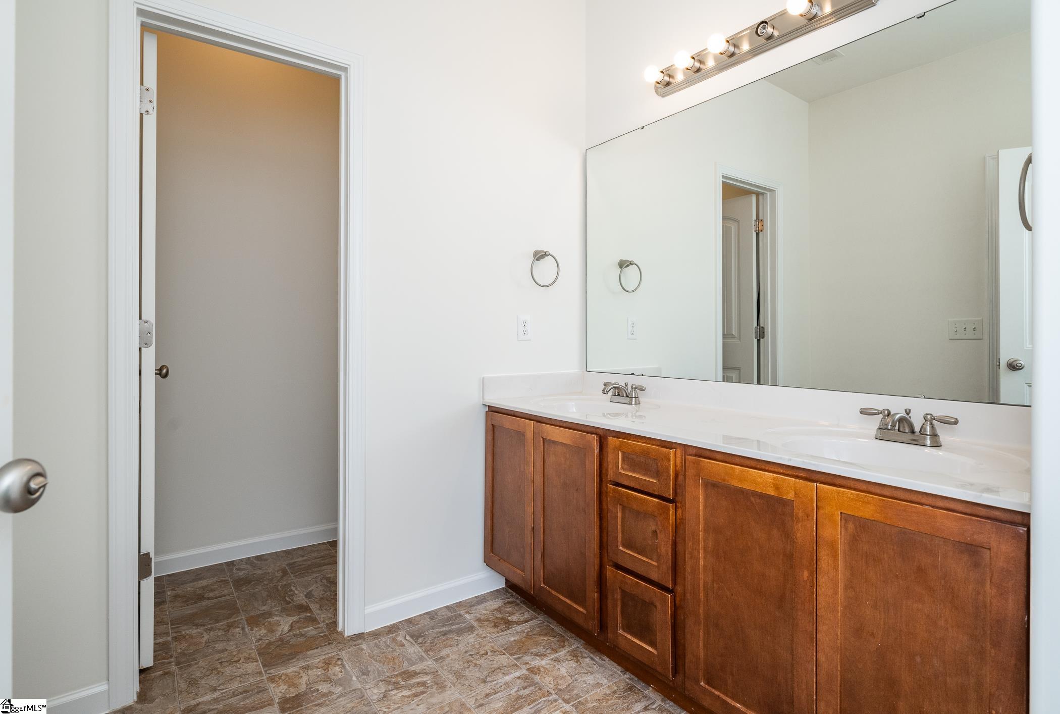 220 Finley Hill Court Simpsonville, SC 29681