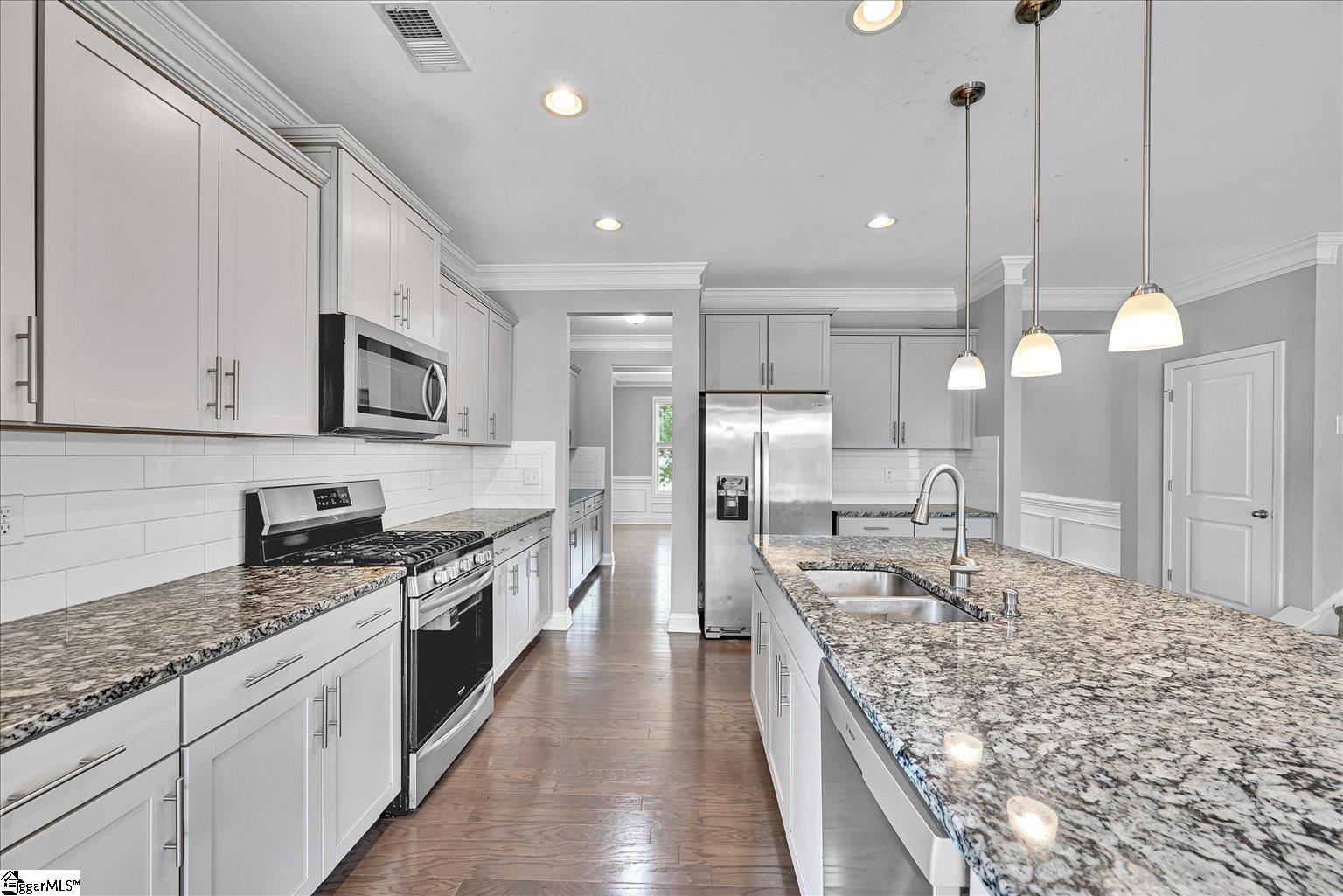845 Deepwood Court Boiling Springs, SC 29316