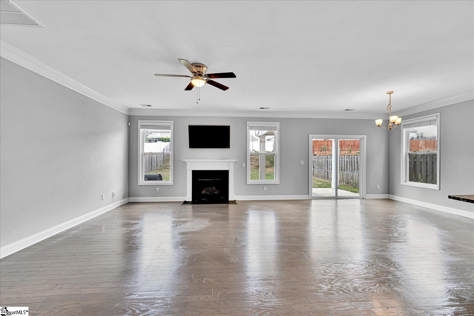 845 Deepwood Court Boiling Springs, SC 29316