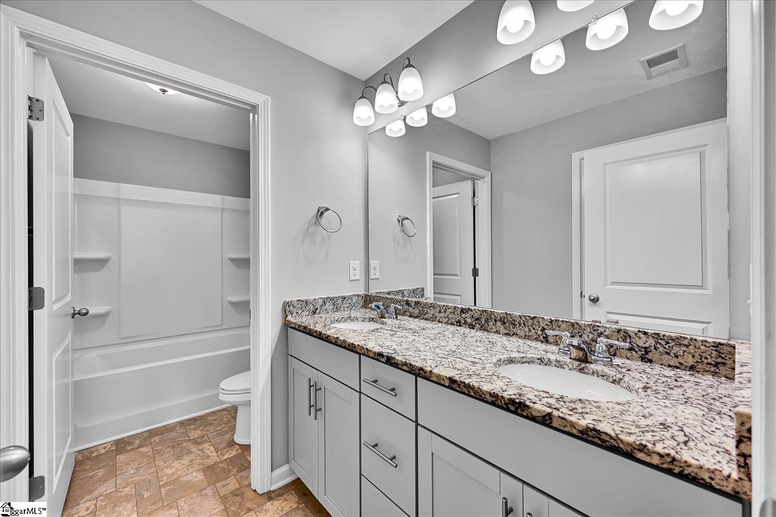 845 Deepwood Court Boiling Springs, SC 29316