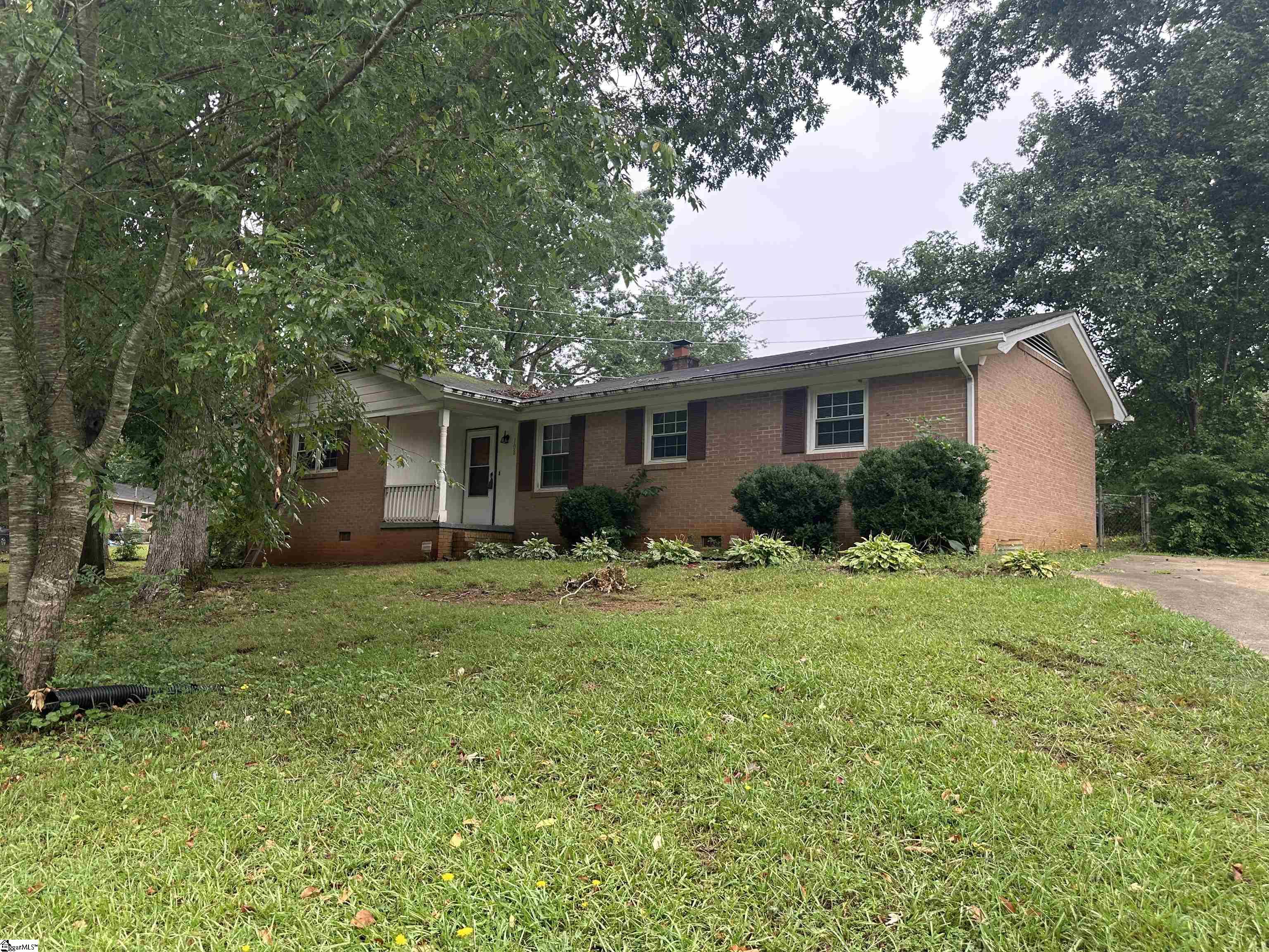 108 Anglewood Drive Simpsonville, SC 29680