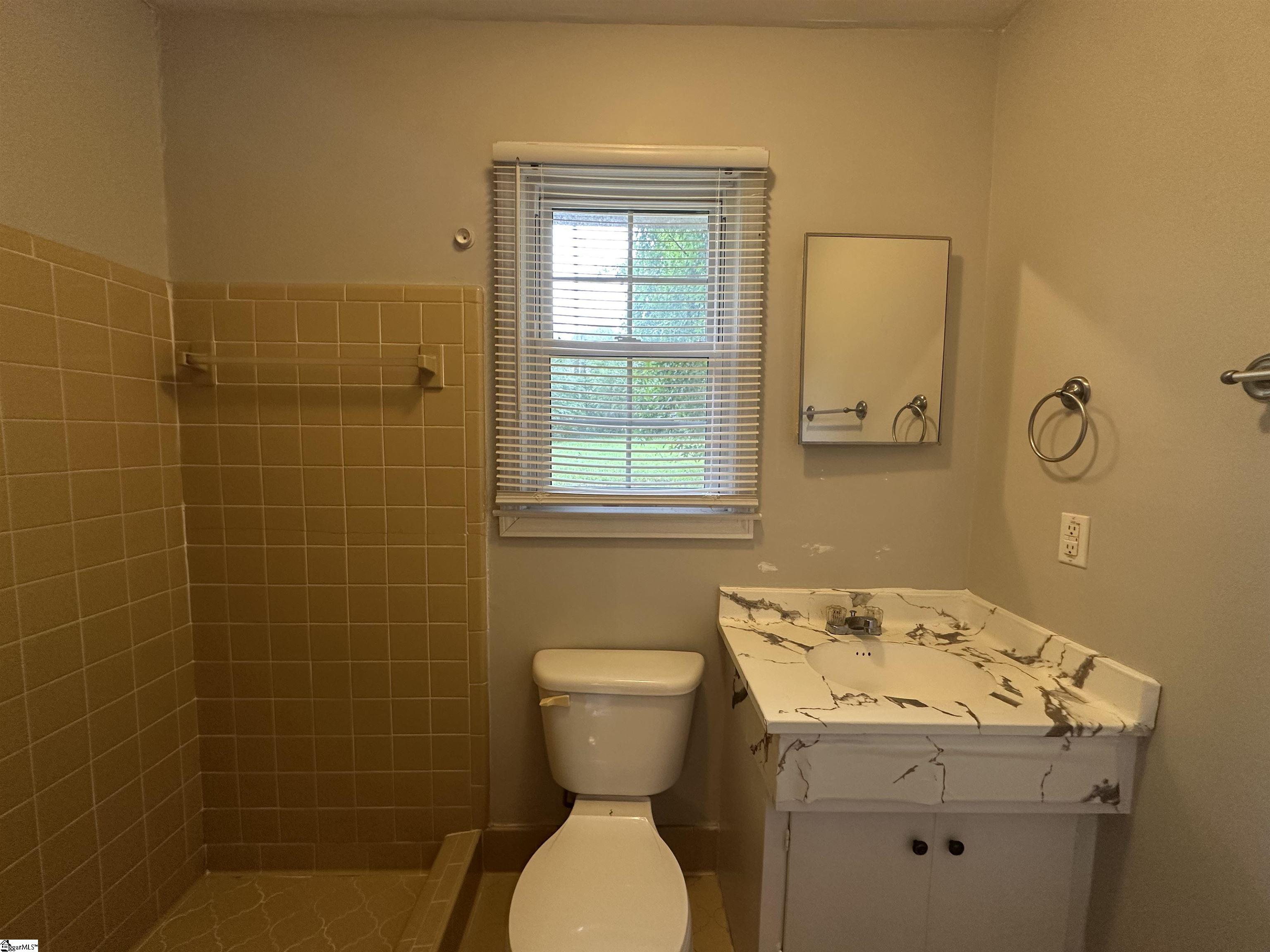 108 Anglewood Drive Simpsonville, SC 29680