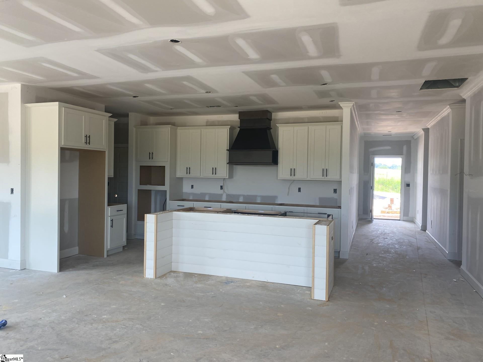 85 Boggs Road Pelzer, SC 29669
