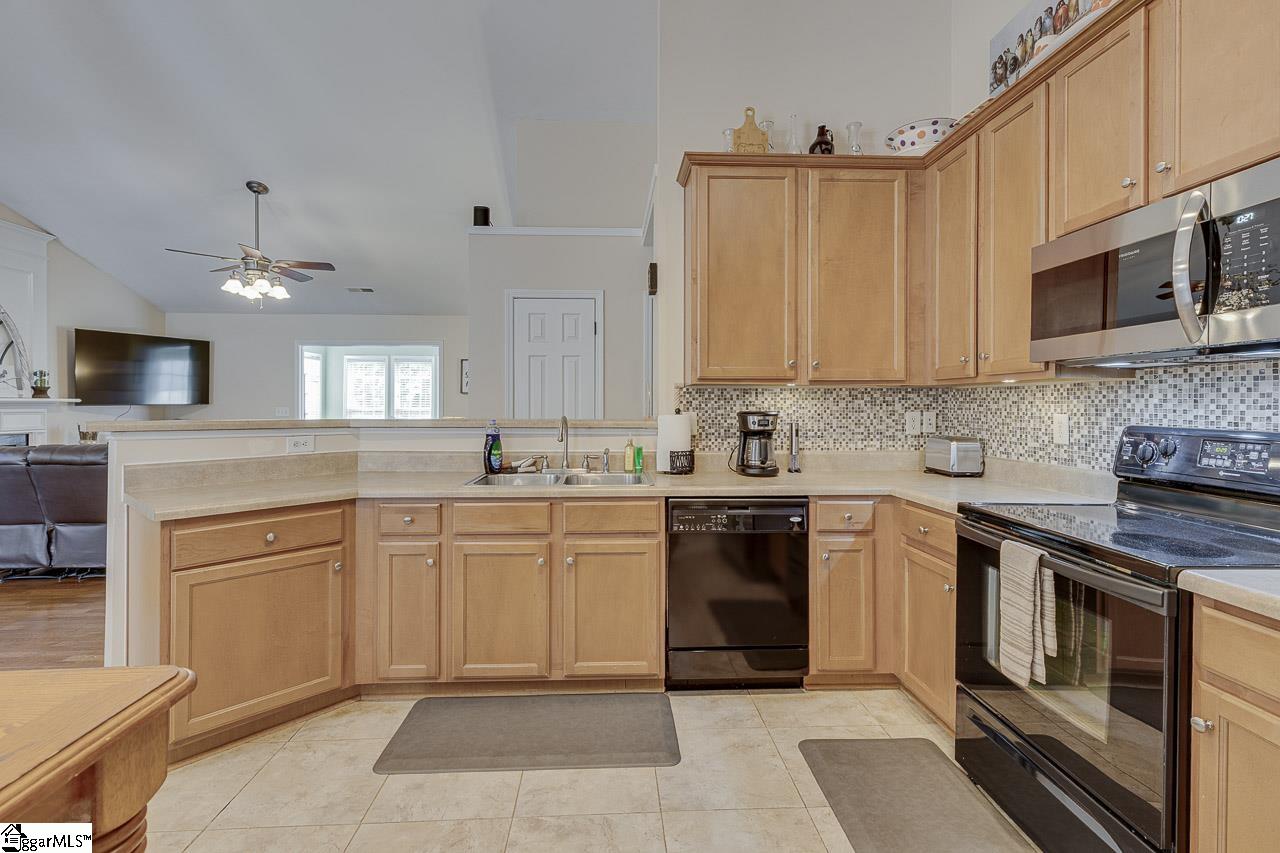 305 Plamondon Drive Simpsonville, SC 29680