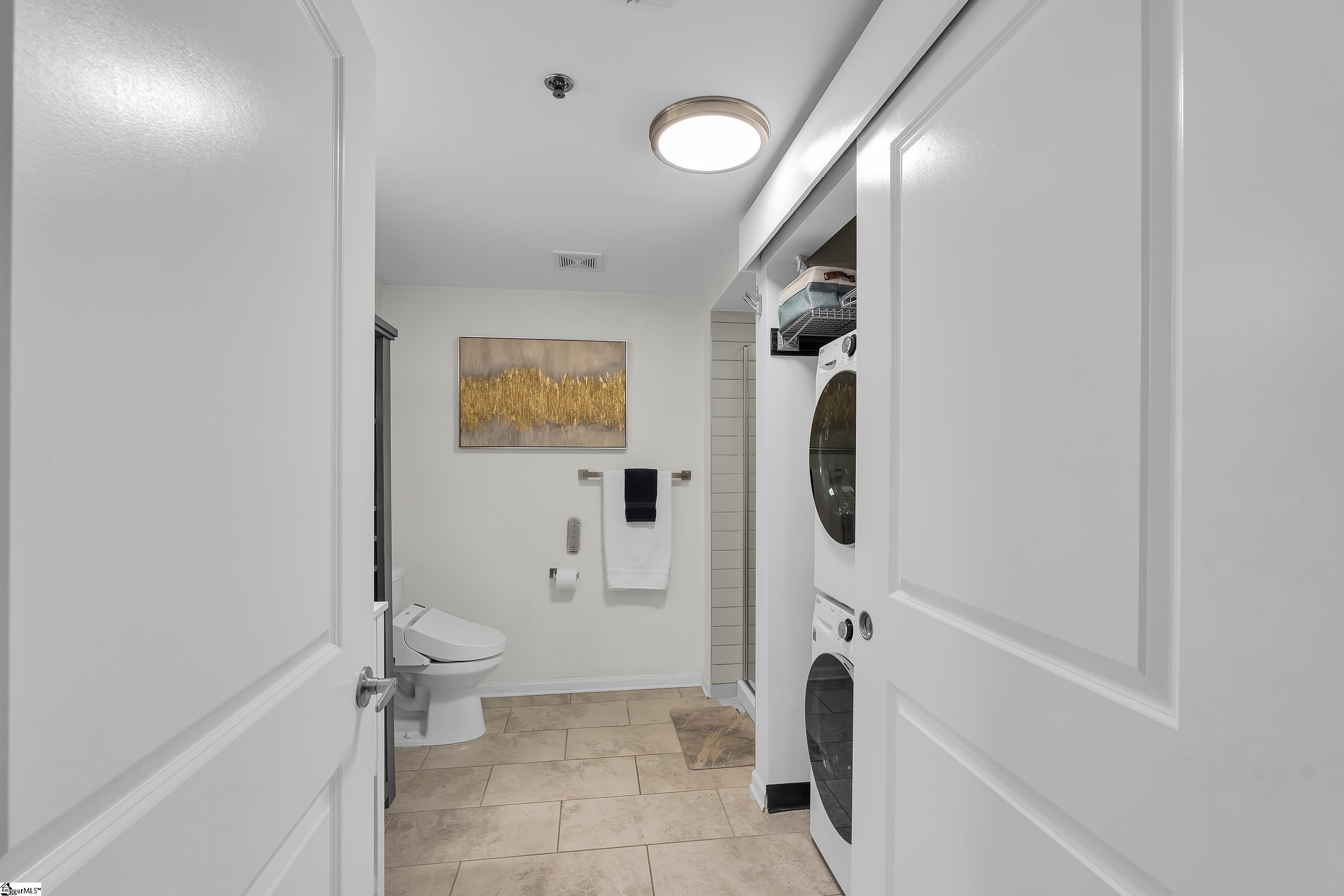 100 E Washington Street UNIT Unit 65 Greenville, SC 29601