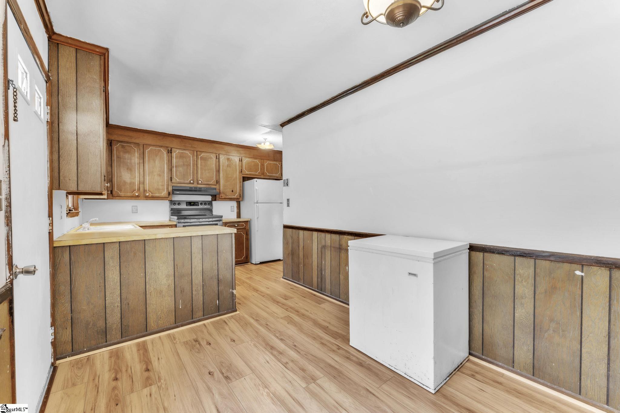 805 Eastwoood Street Anderson, SC 29621