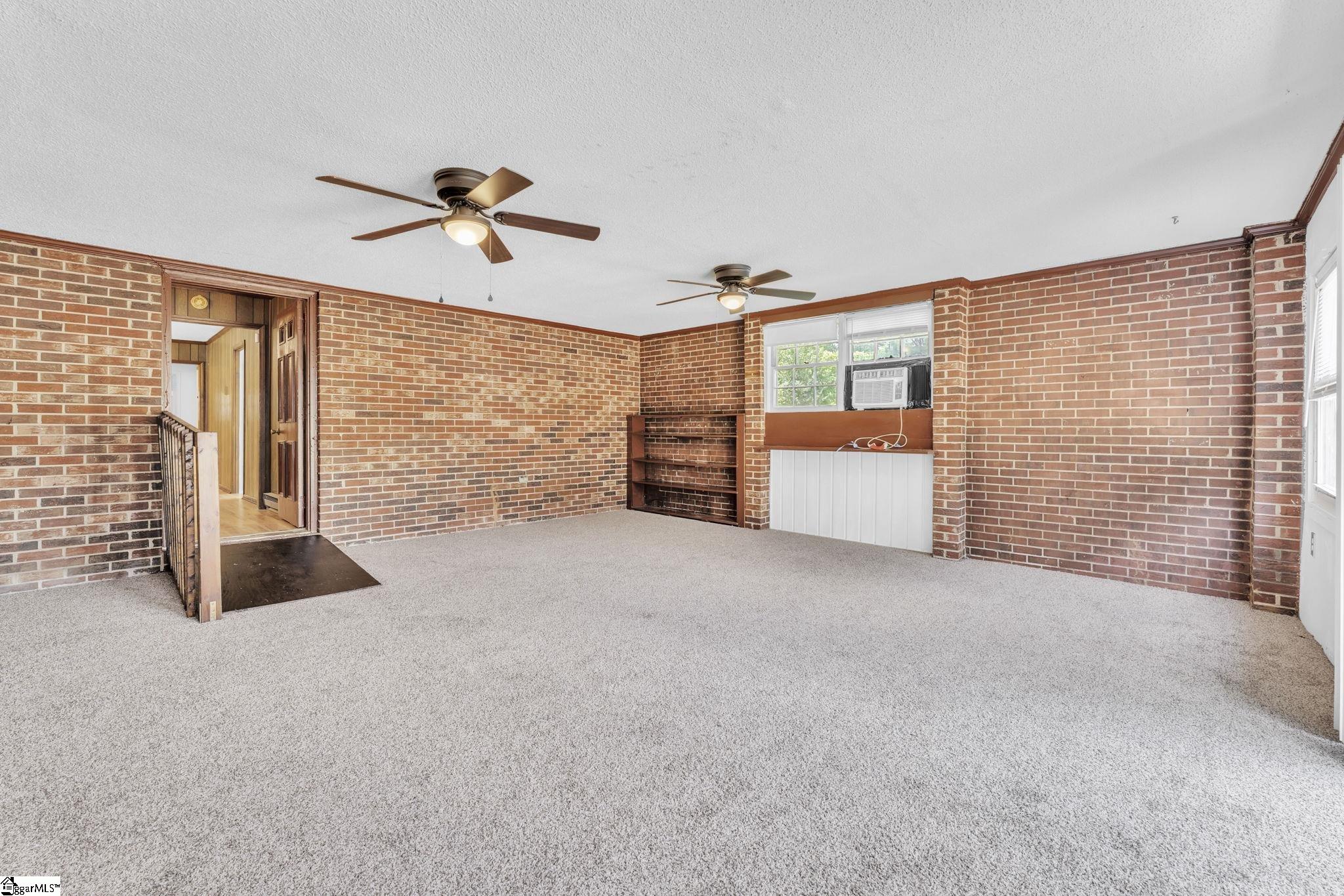 805 Eastwoood Street Anderson, SC 29621