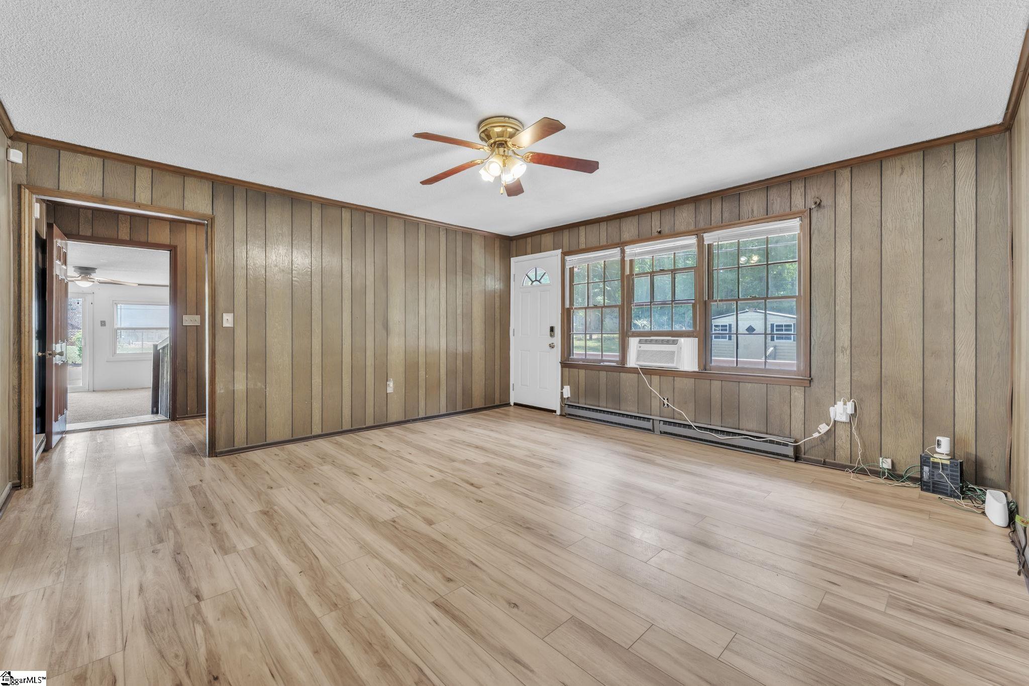 805 Eastwoood Street Anderson, SC 29621