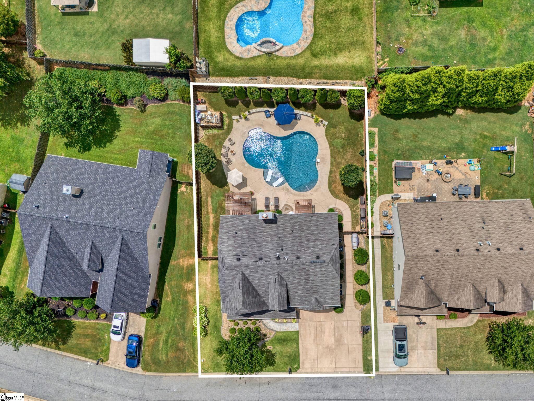 332 Heritage Point Drive Simpsonville, SC 29681