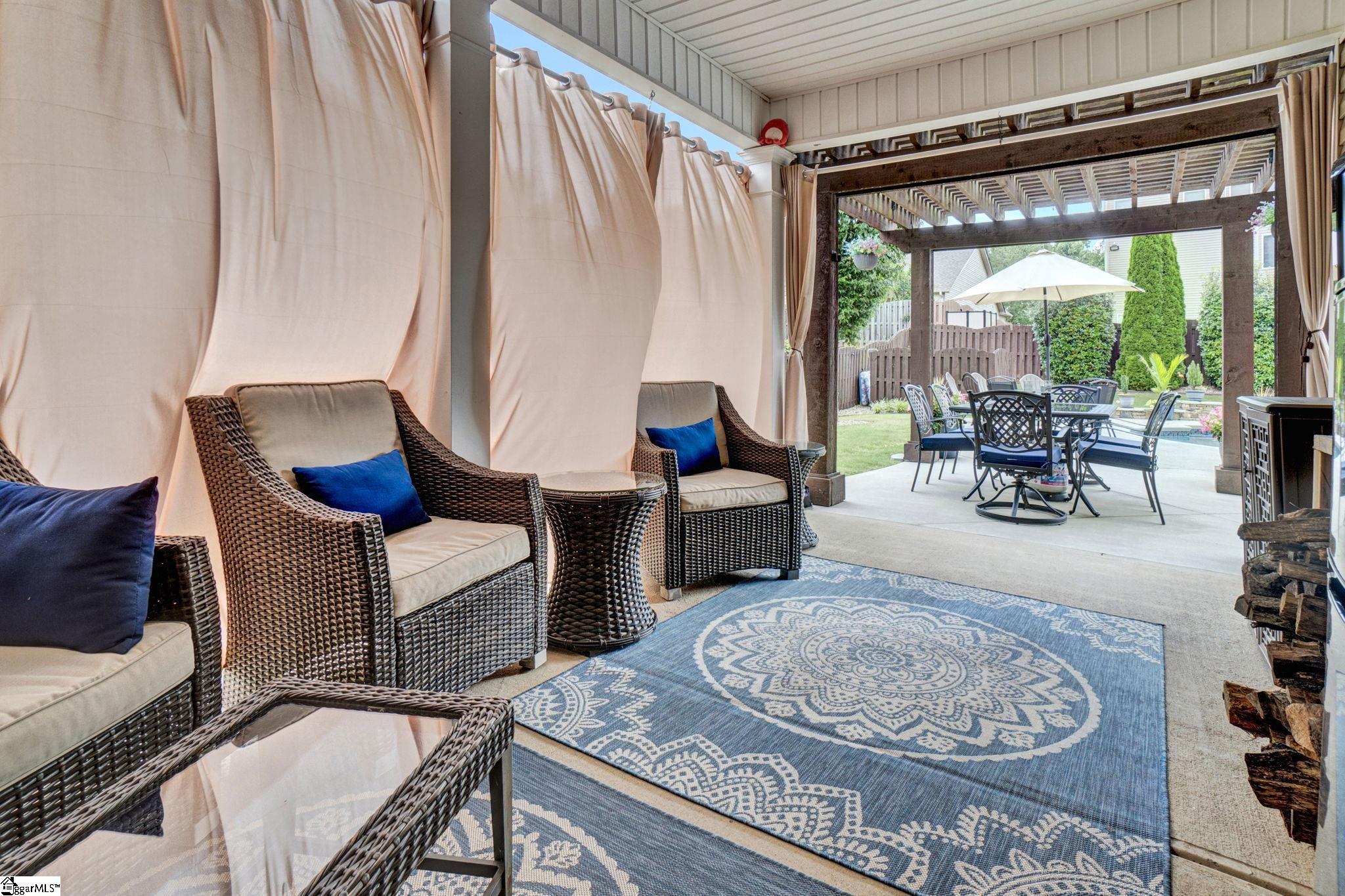 332 Heritage Point Drive Simpsonville, SC 29681