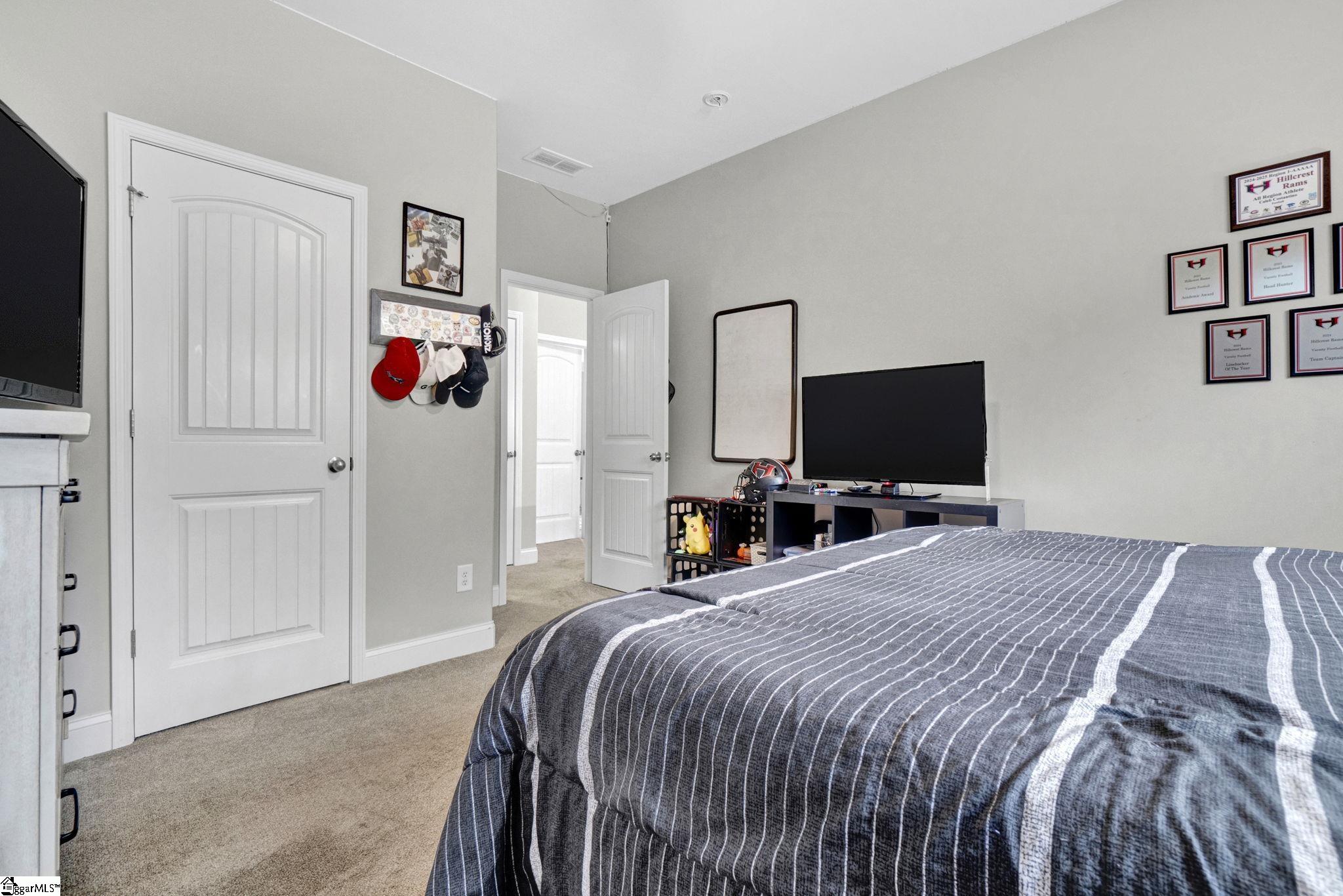 332 Heritage Point Drive Simpsonville, SC 29681
