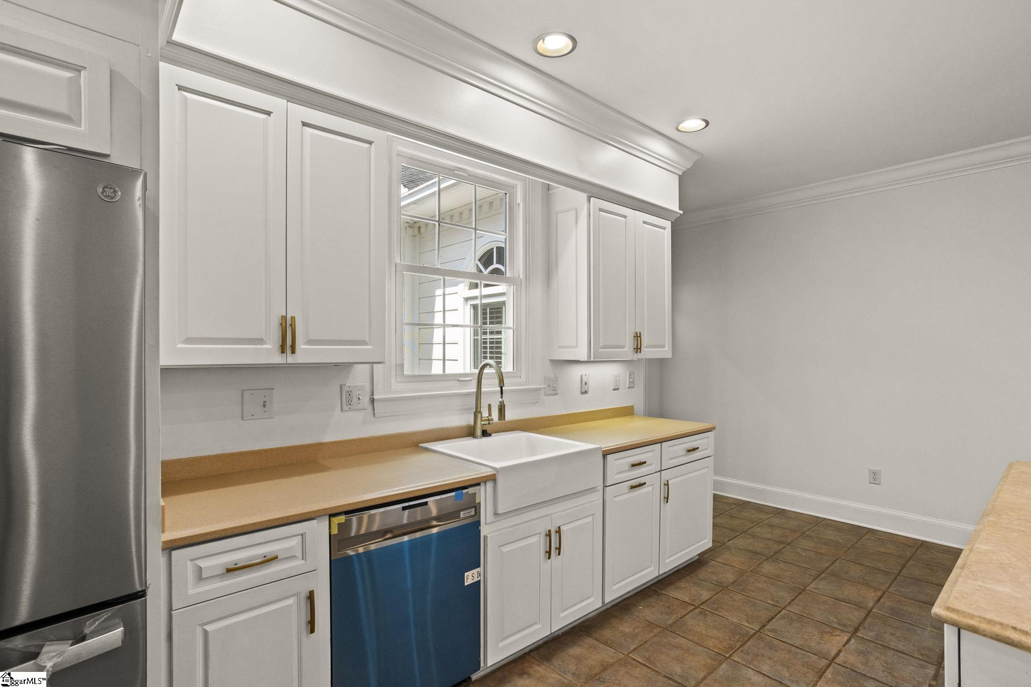 1420 White Oak Drive Anderson, SC 29621