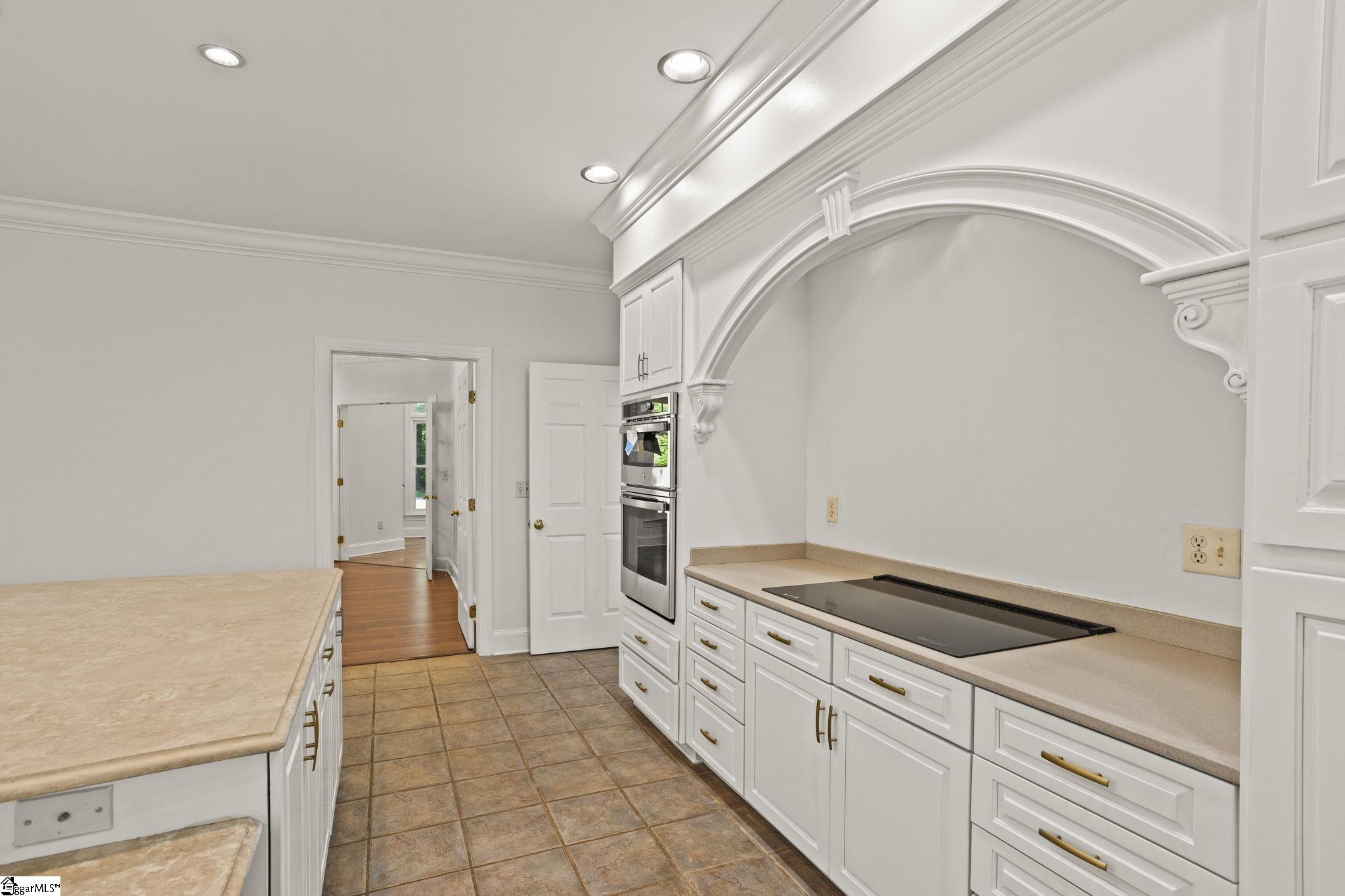 1420 White Oak Drive Anderson, SC 29621