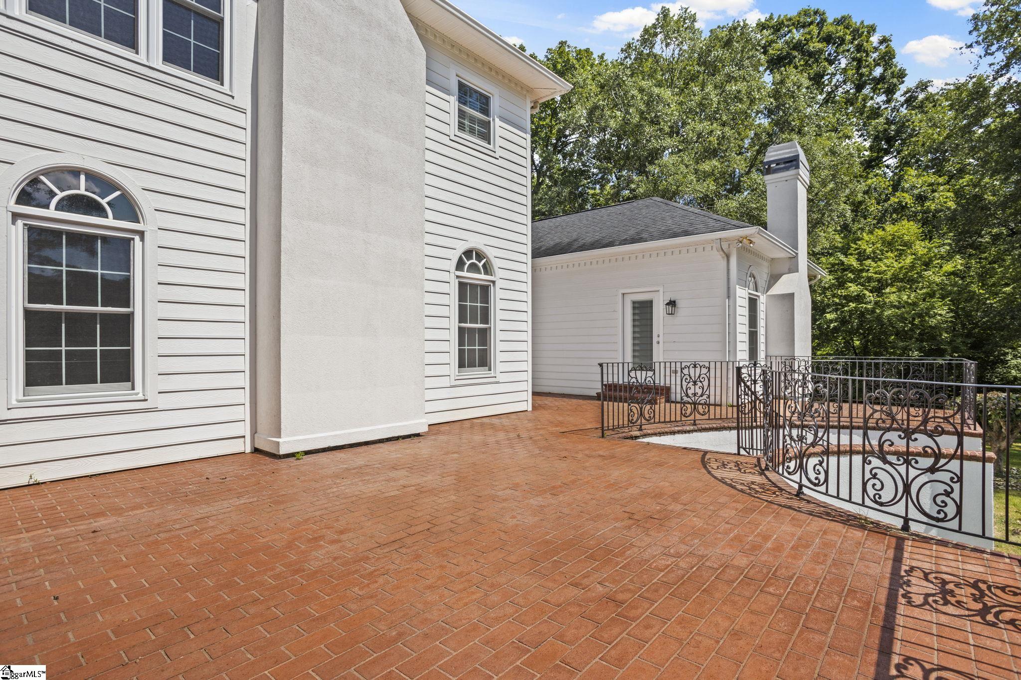 1420 White Oak Drive Anderson, SC 29621