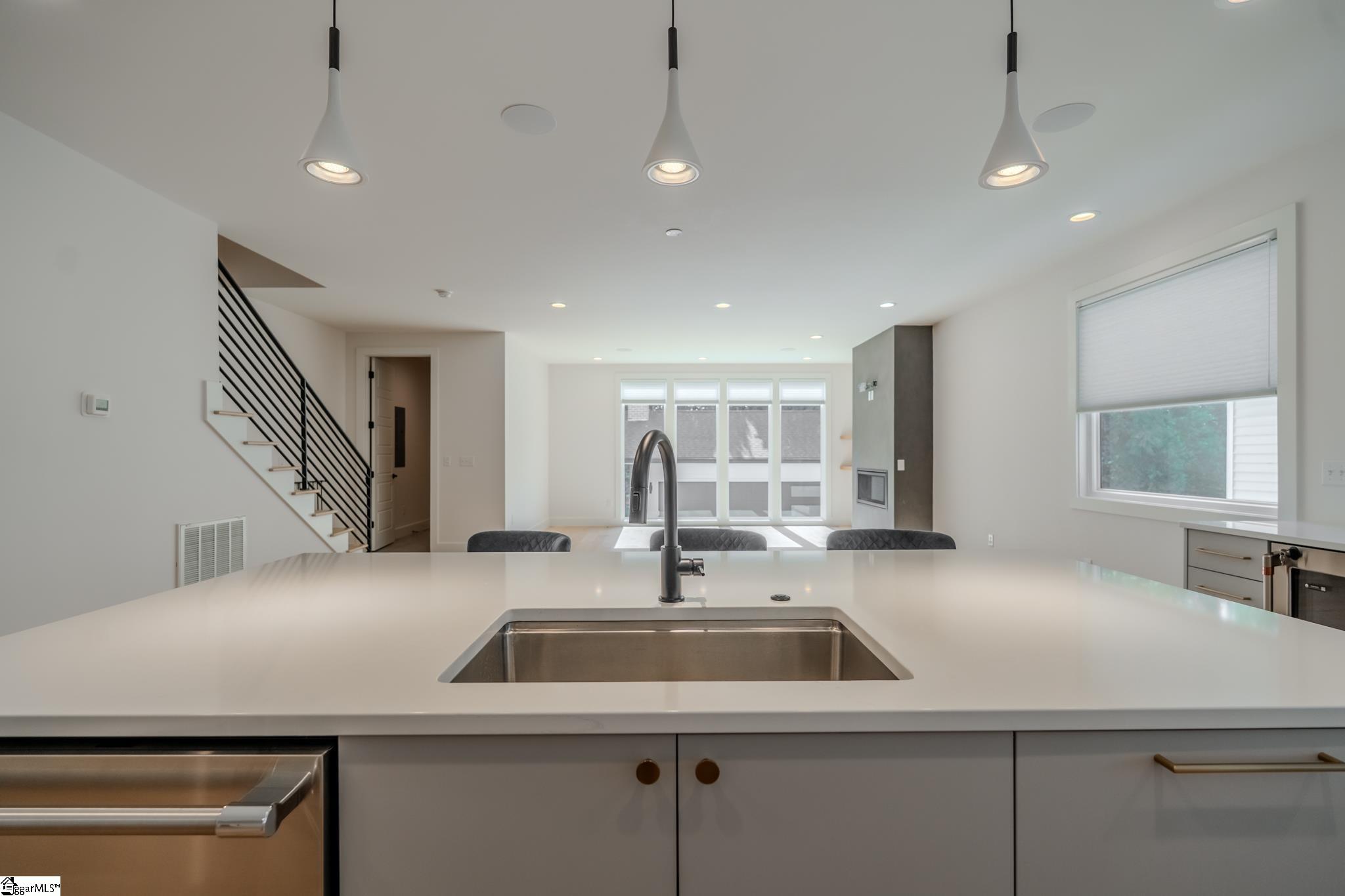 7B Briar Street Greenville, SC 29601