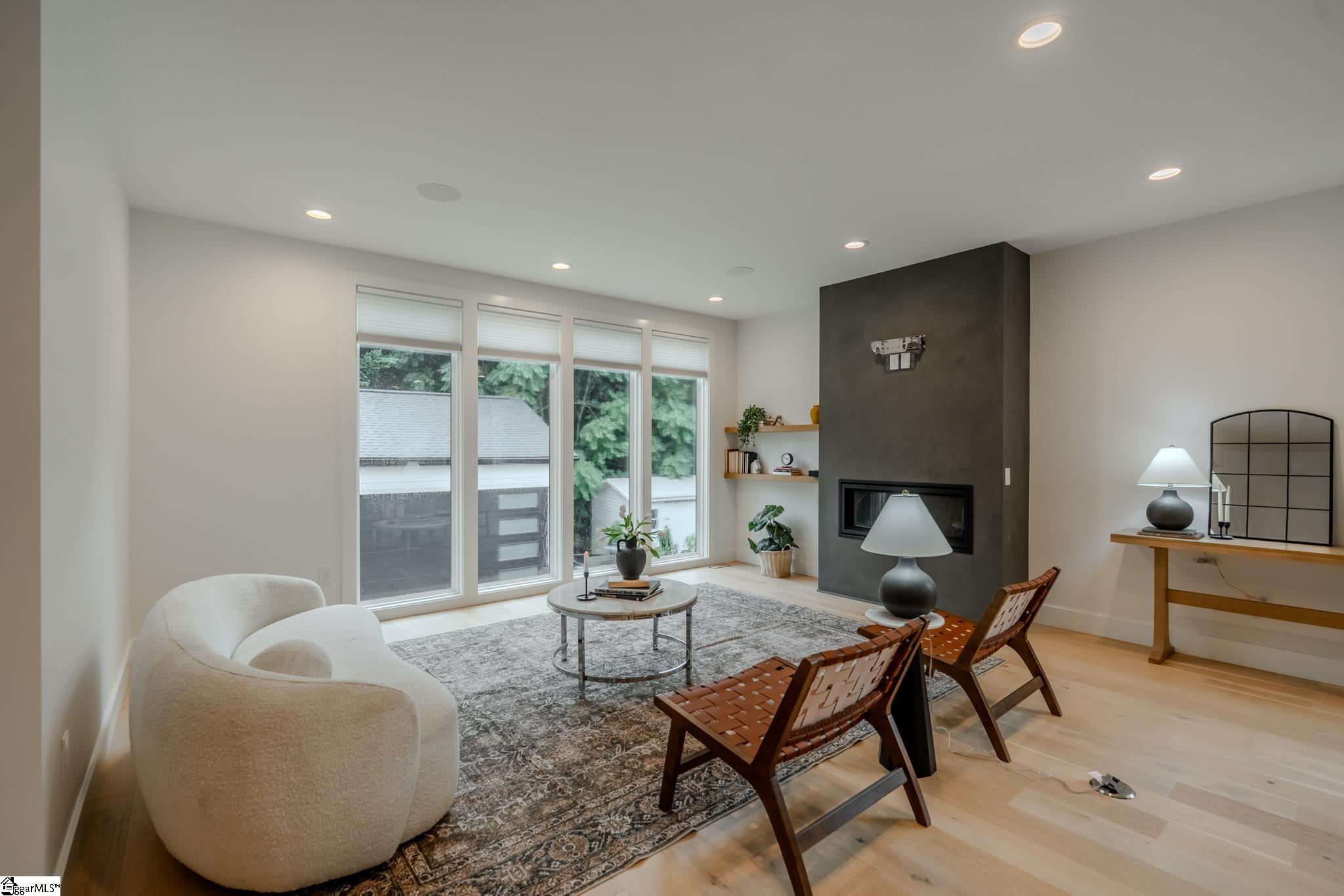 7B Briar Street Greenville, SC 29601
