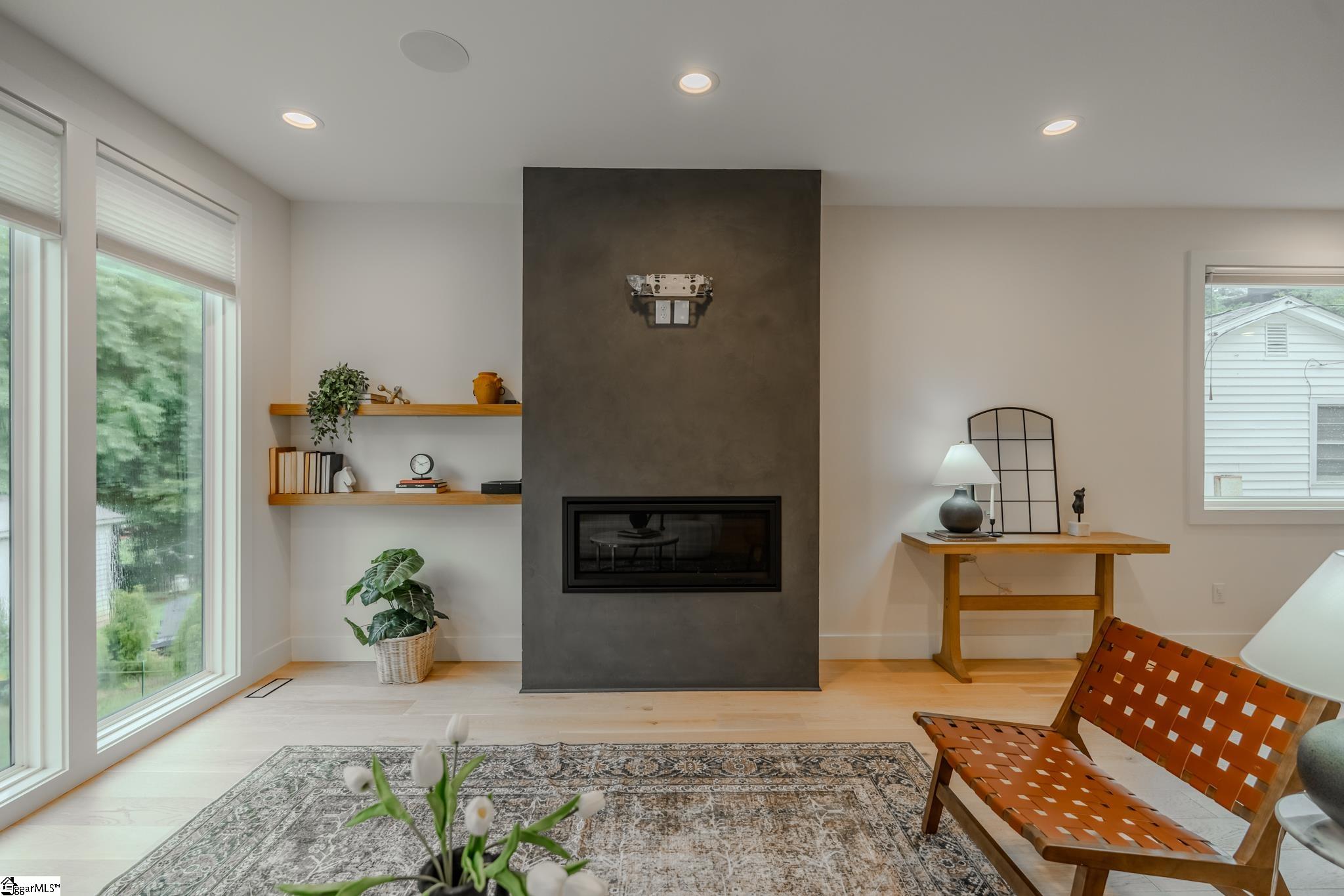 7B Briar Street Greenville, SC 29601