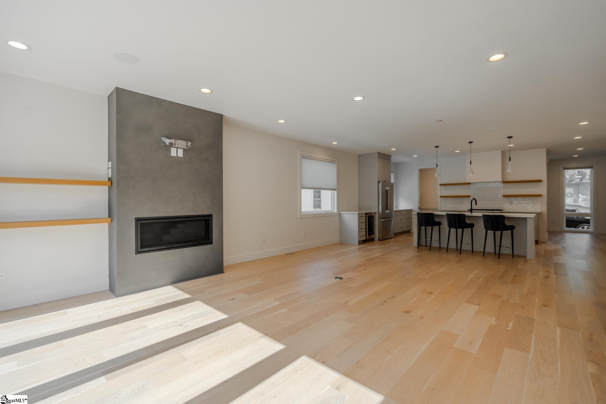 7B Briar Street Greenville, SC 29601