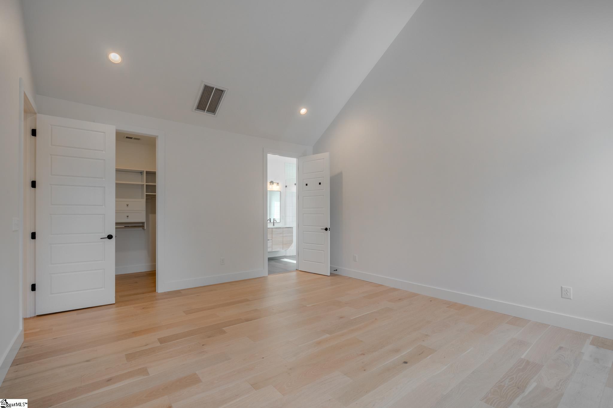 7B Briar Street Greenville, SC 29601