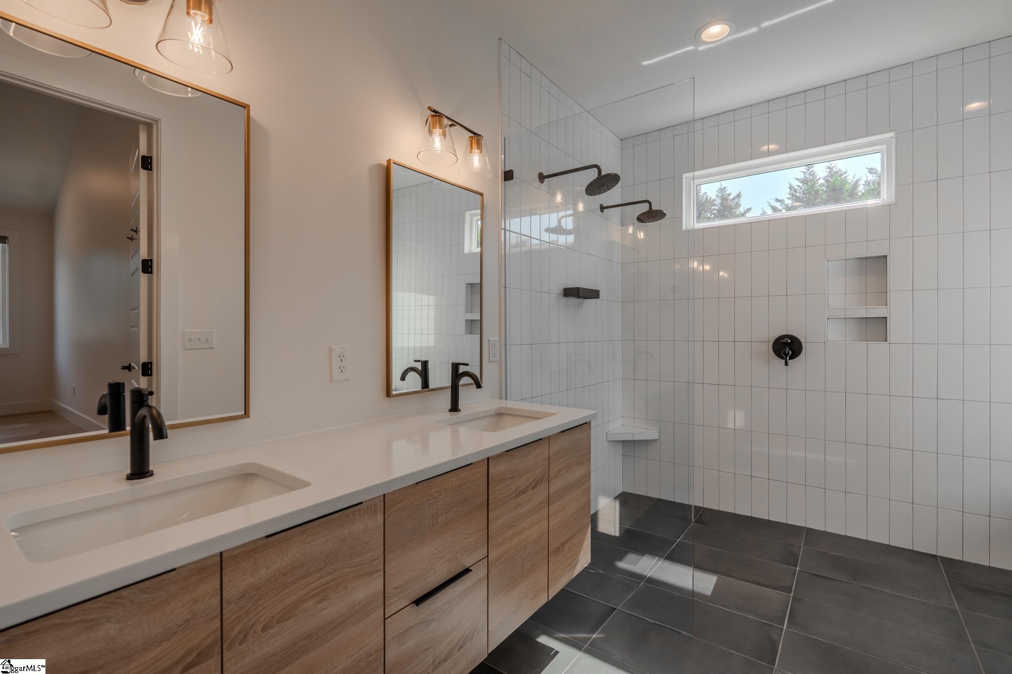 7B Briar Street Greenville, SC 29601