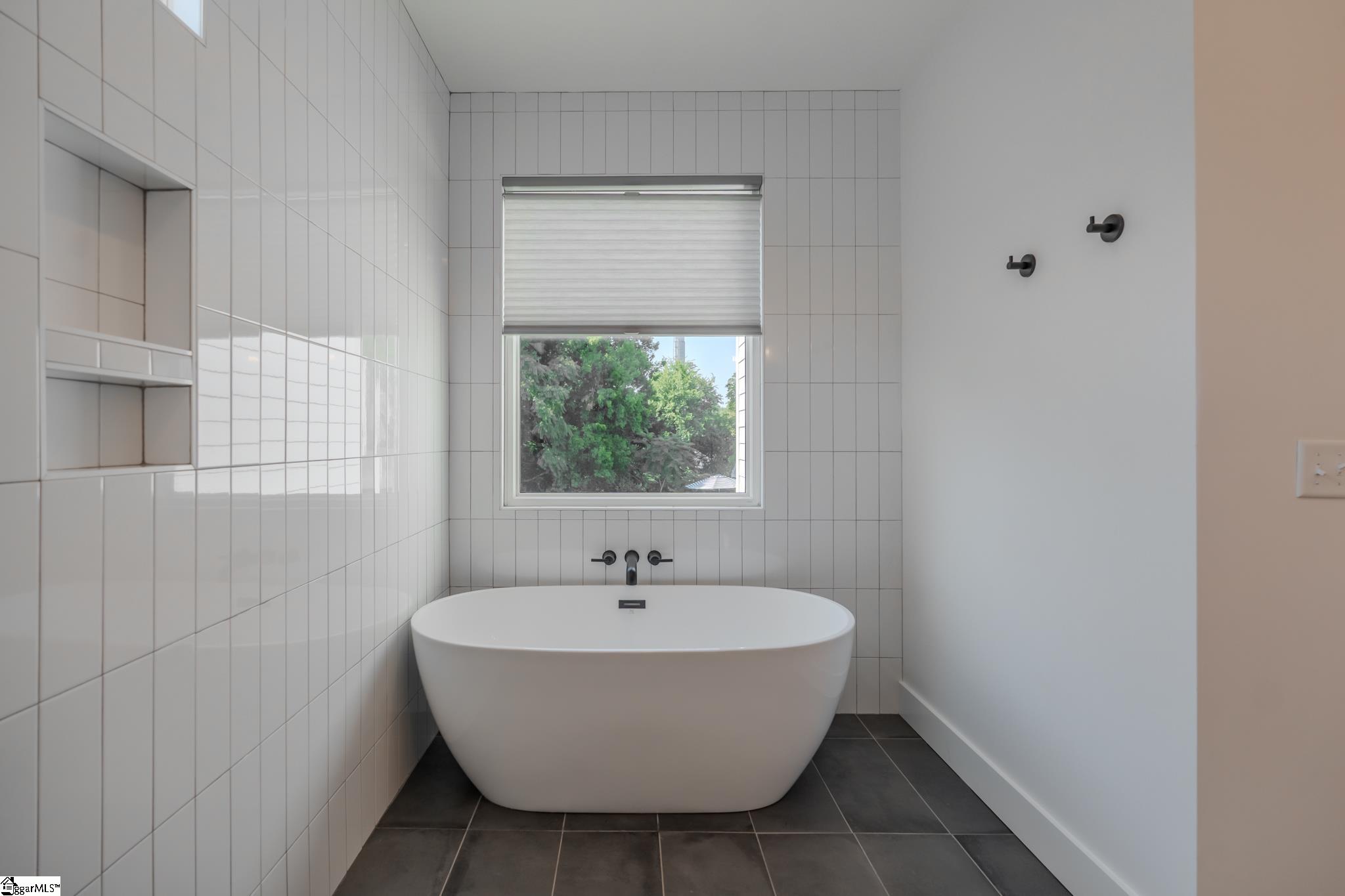 7B Briar Street Greenville, SC 29601