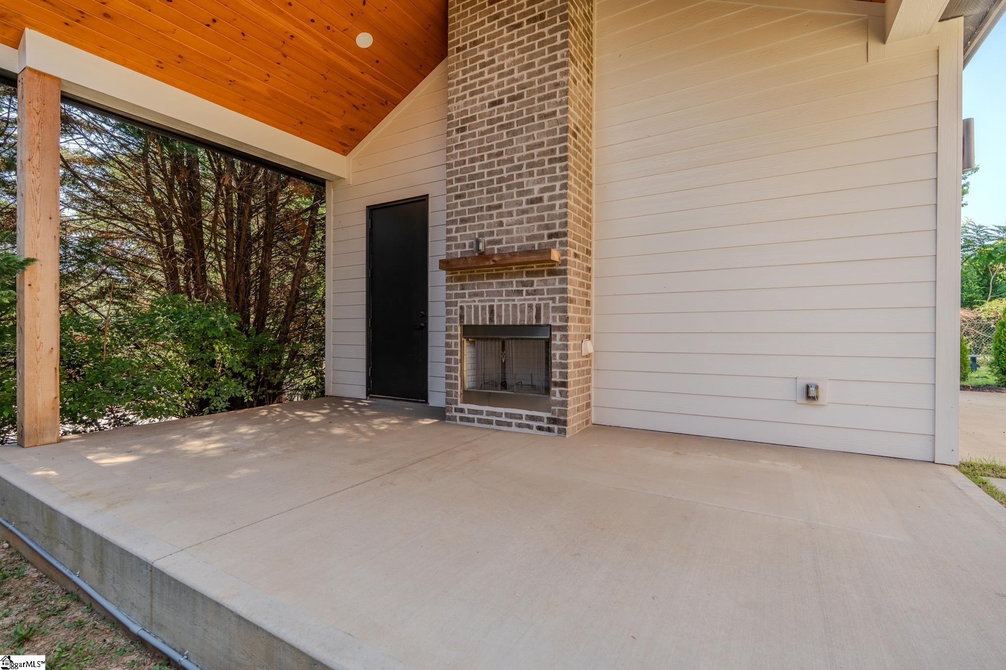 7B Briar Street Greenville, SC 29601