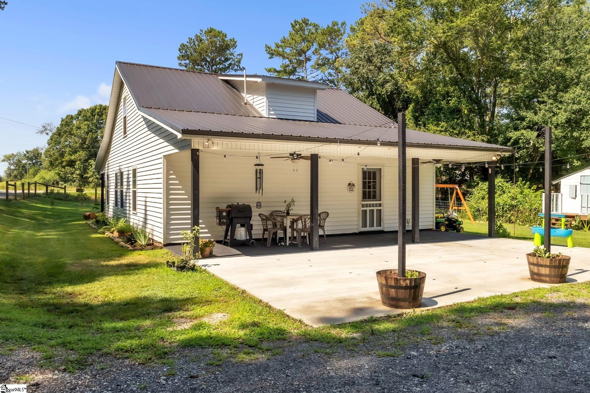 389 Mt Pleasant Road Westminster, SC 29693
