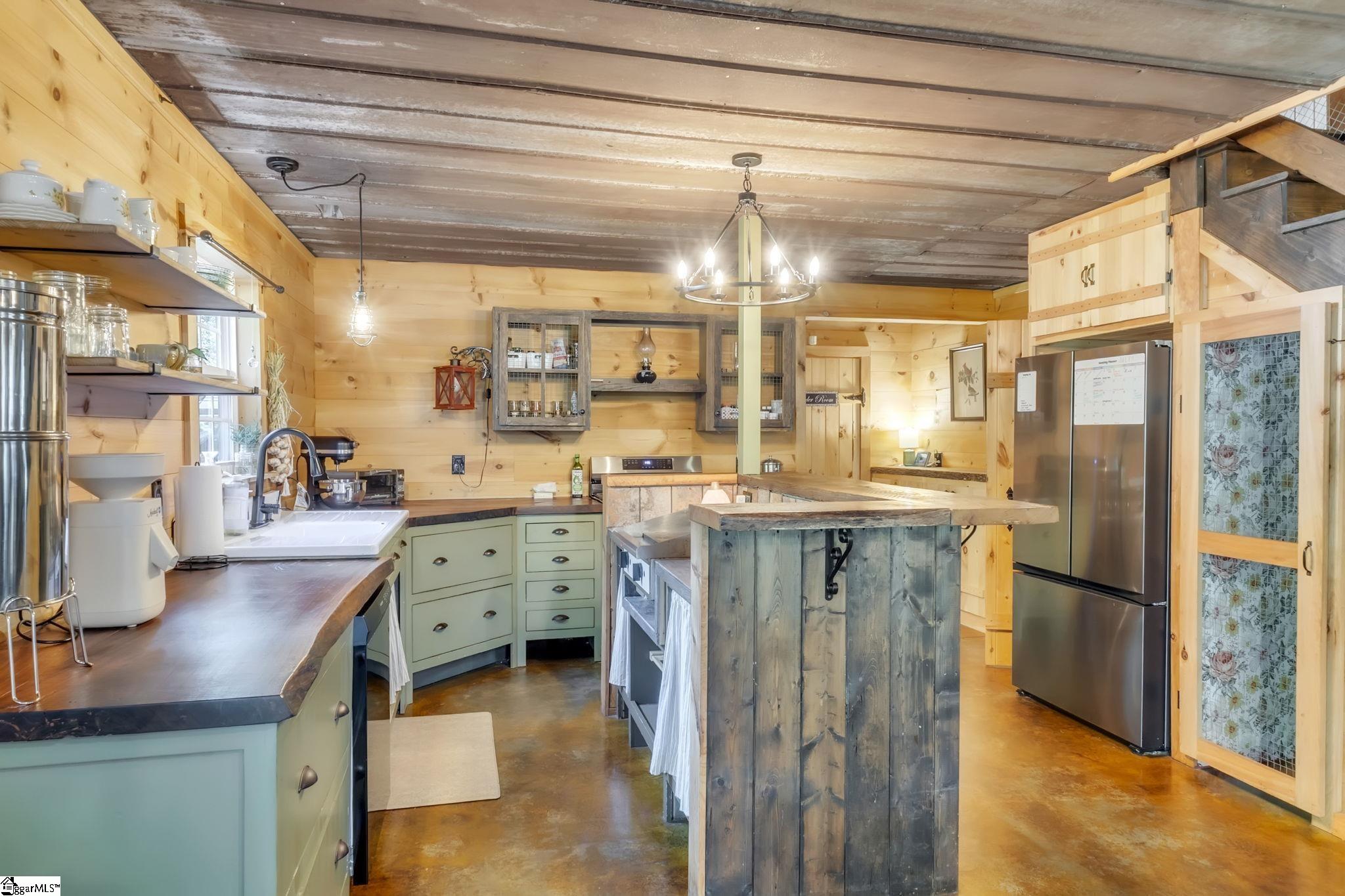 389 Mt Pleasant Road Westminster, SC 29693