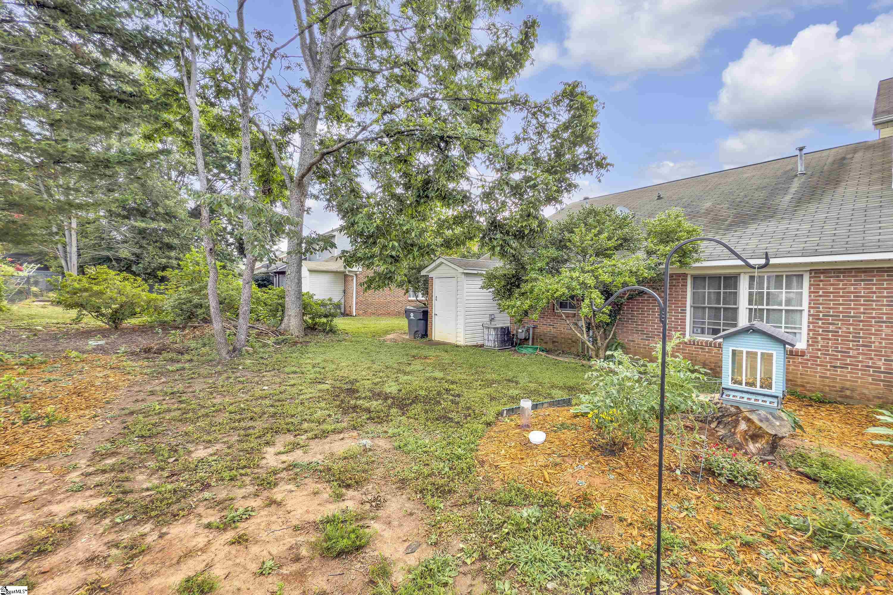360 W Pointe Drive Spartanburg, SC 29301
