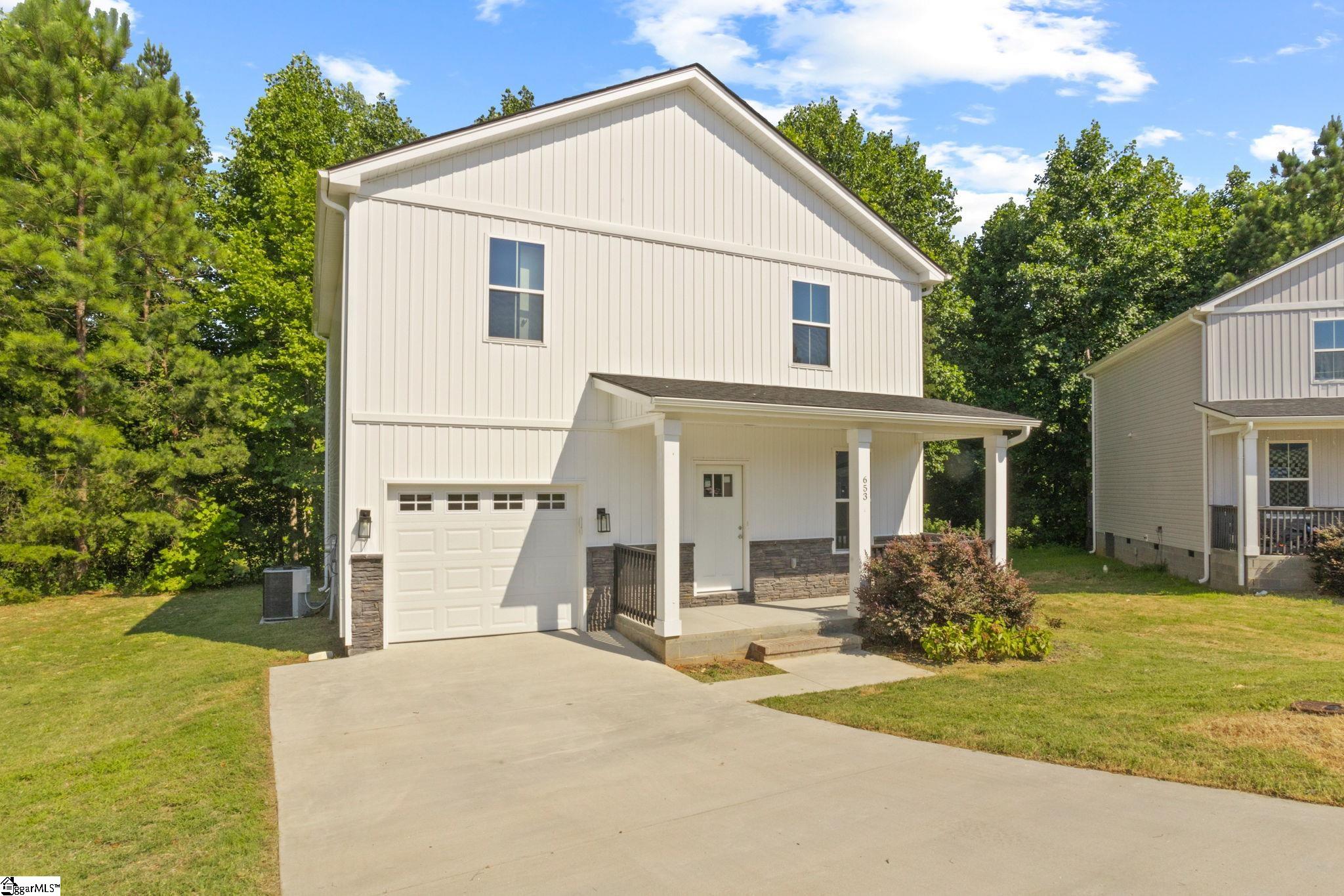 653 Duncan Station Drive Duncan, SC 29334