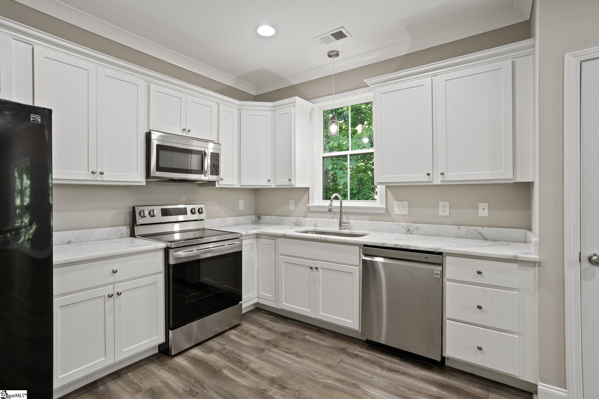 653 Duncan Station Drive Duncan, SC 29334