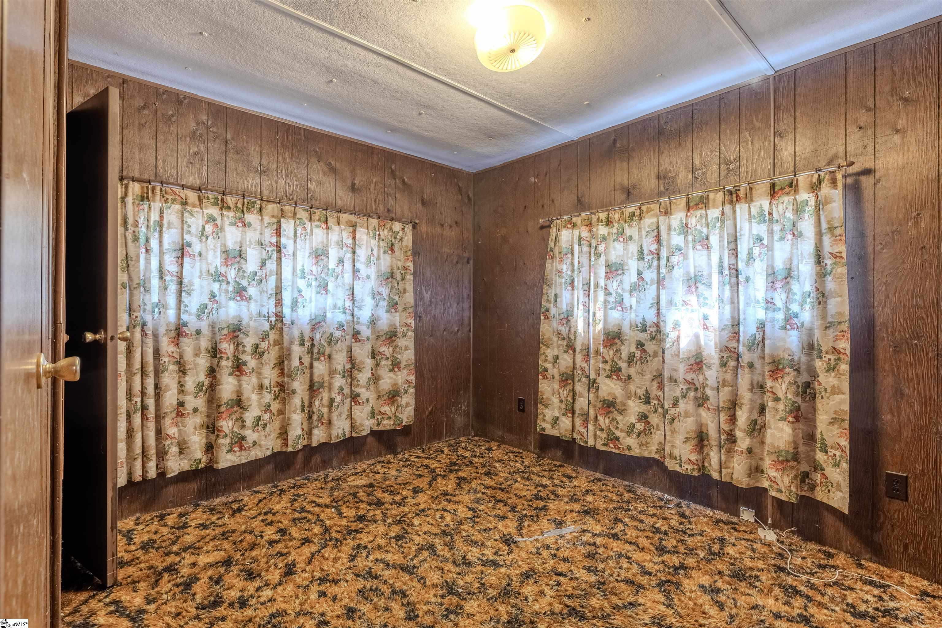 164 Wagon Ford Road Easley, SC 29640-7672