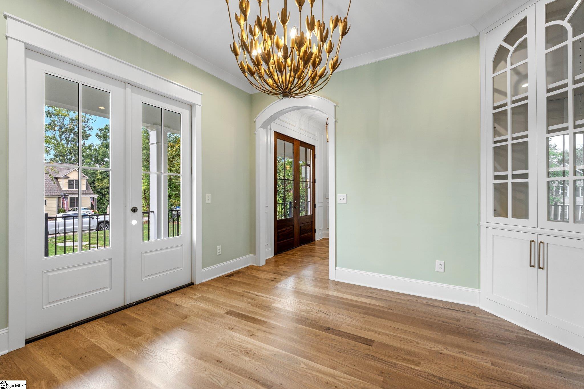 607 Byrd Boulevard Greenville, SC 29605
